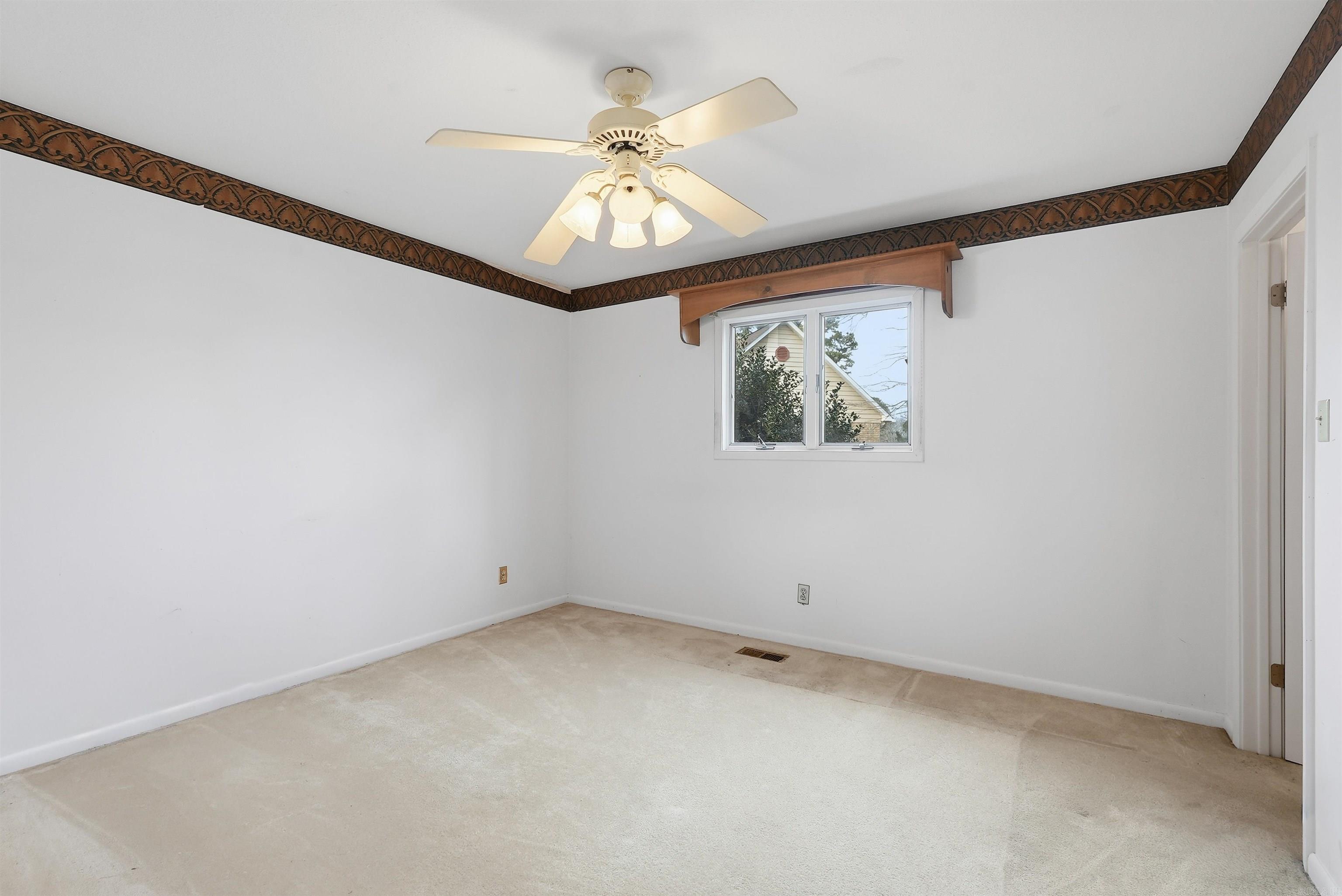 110 Fairway Ct  Hot Springs, AR