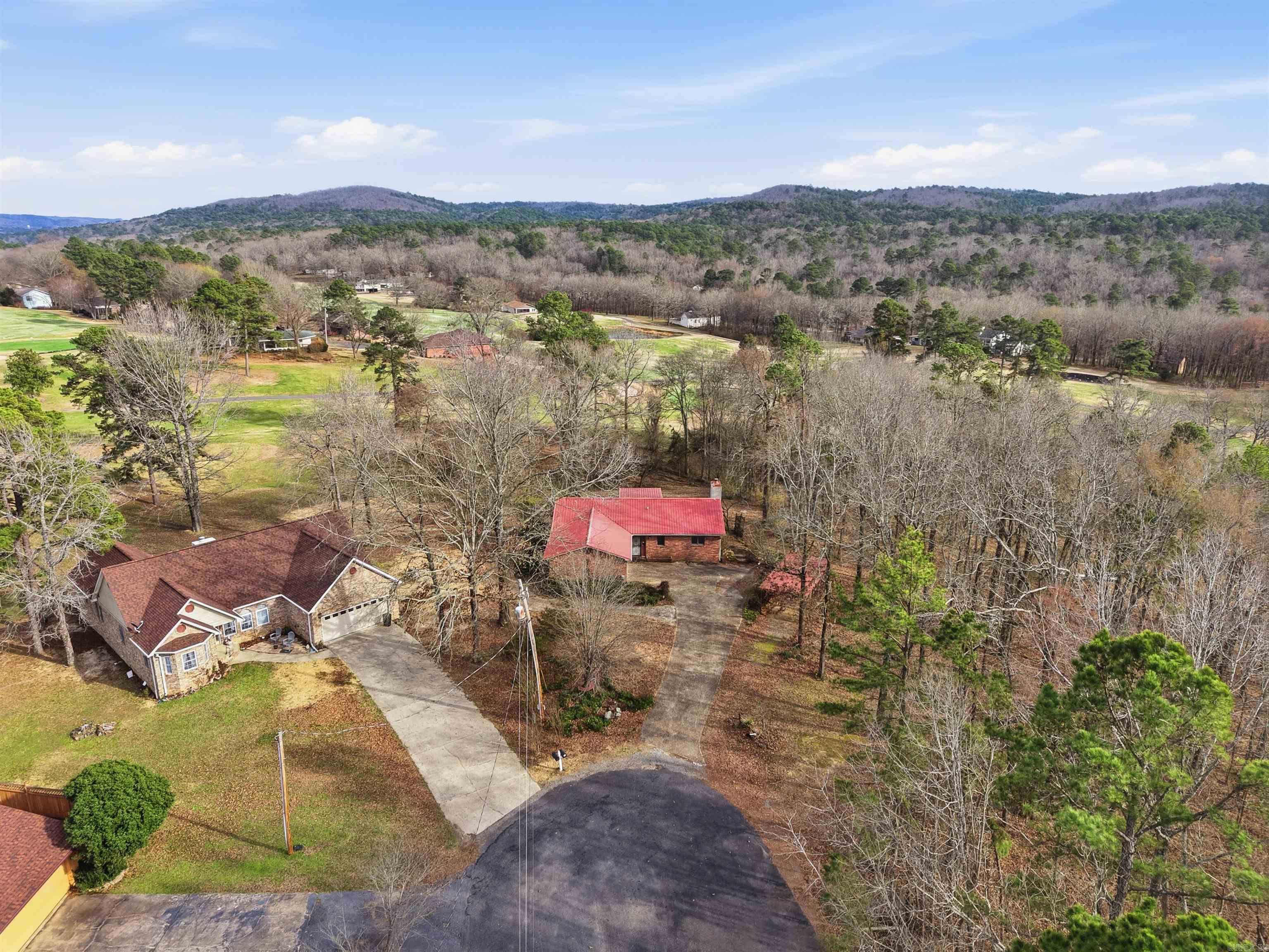 110 Fairway Ct Hot Springs, AR 71913