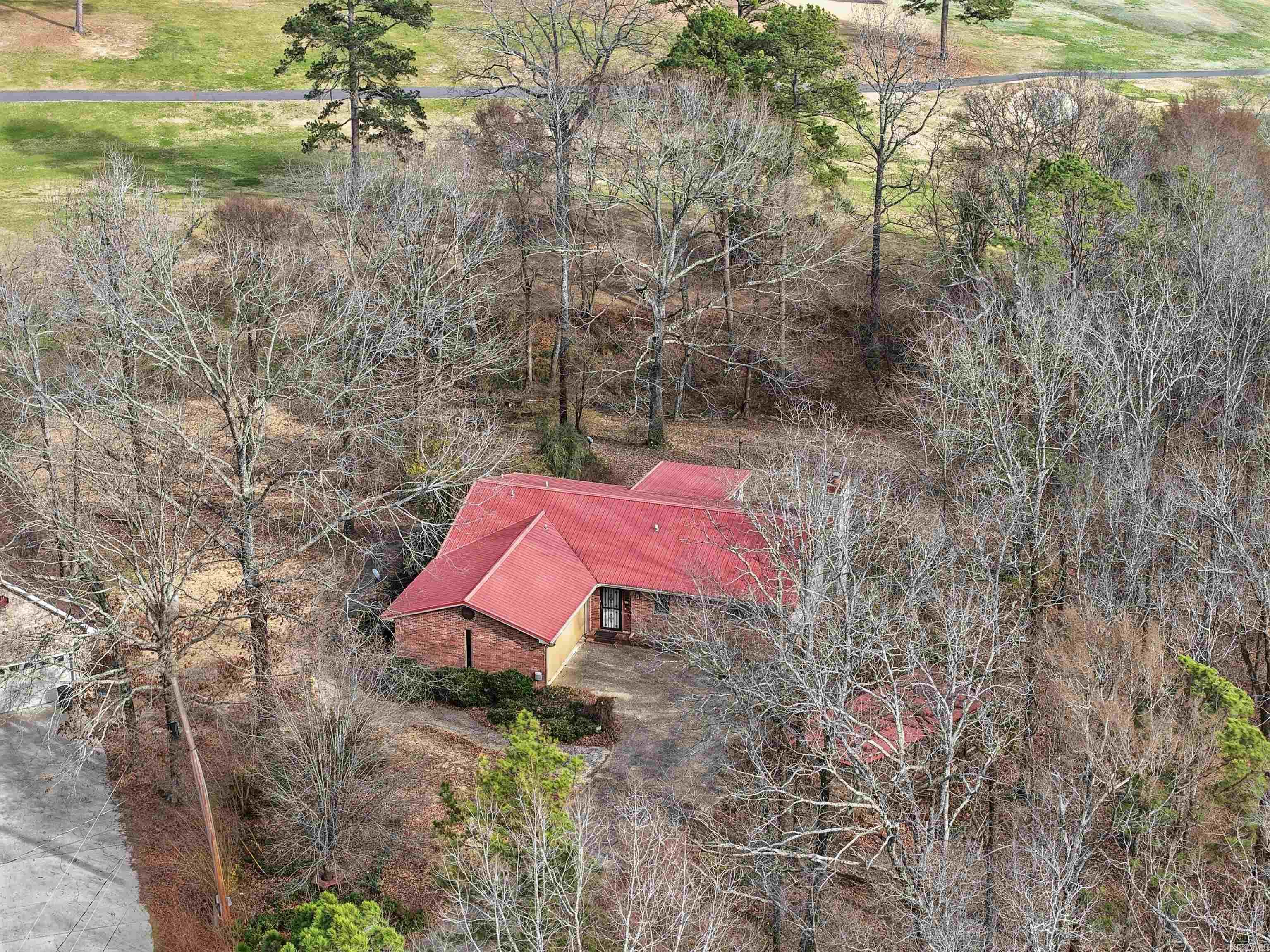 110 Fairway Ct Hot Springs, AR 71913