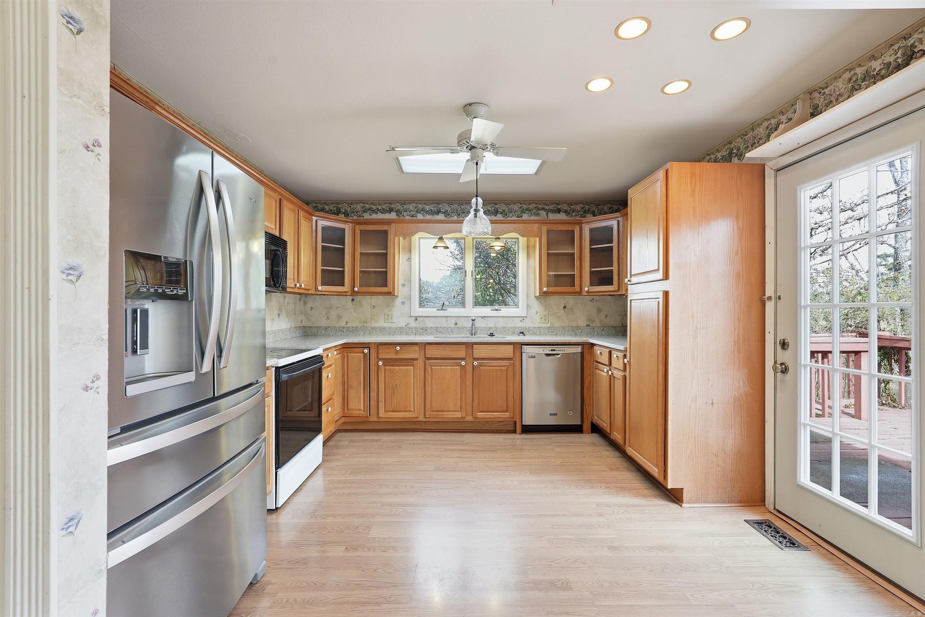 110 Fairway Ct Hot Springs, AR 71913