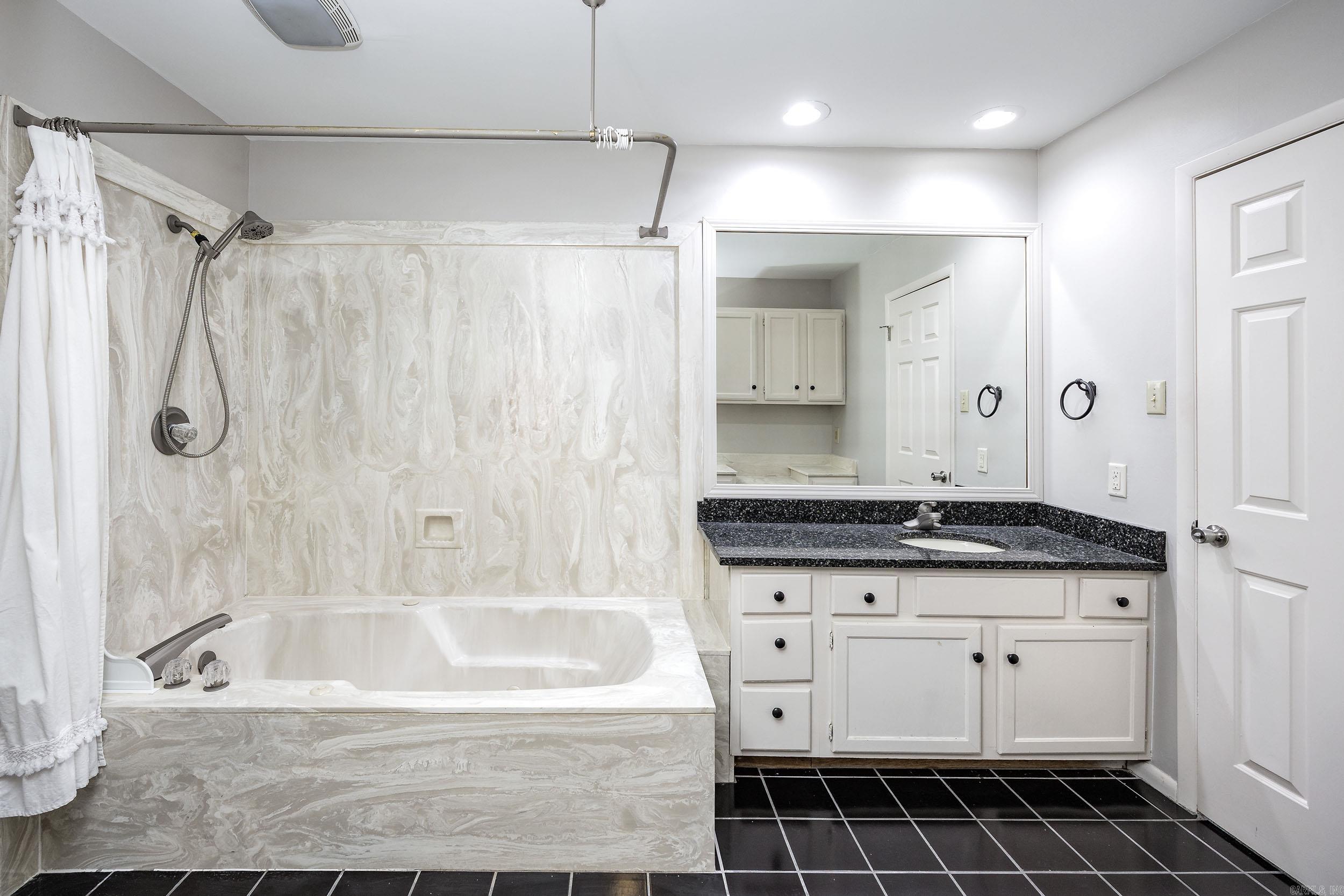 7604 Ohio #10  Little Rock, AR