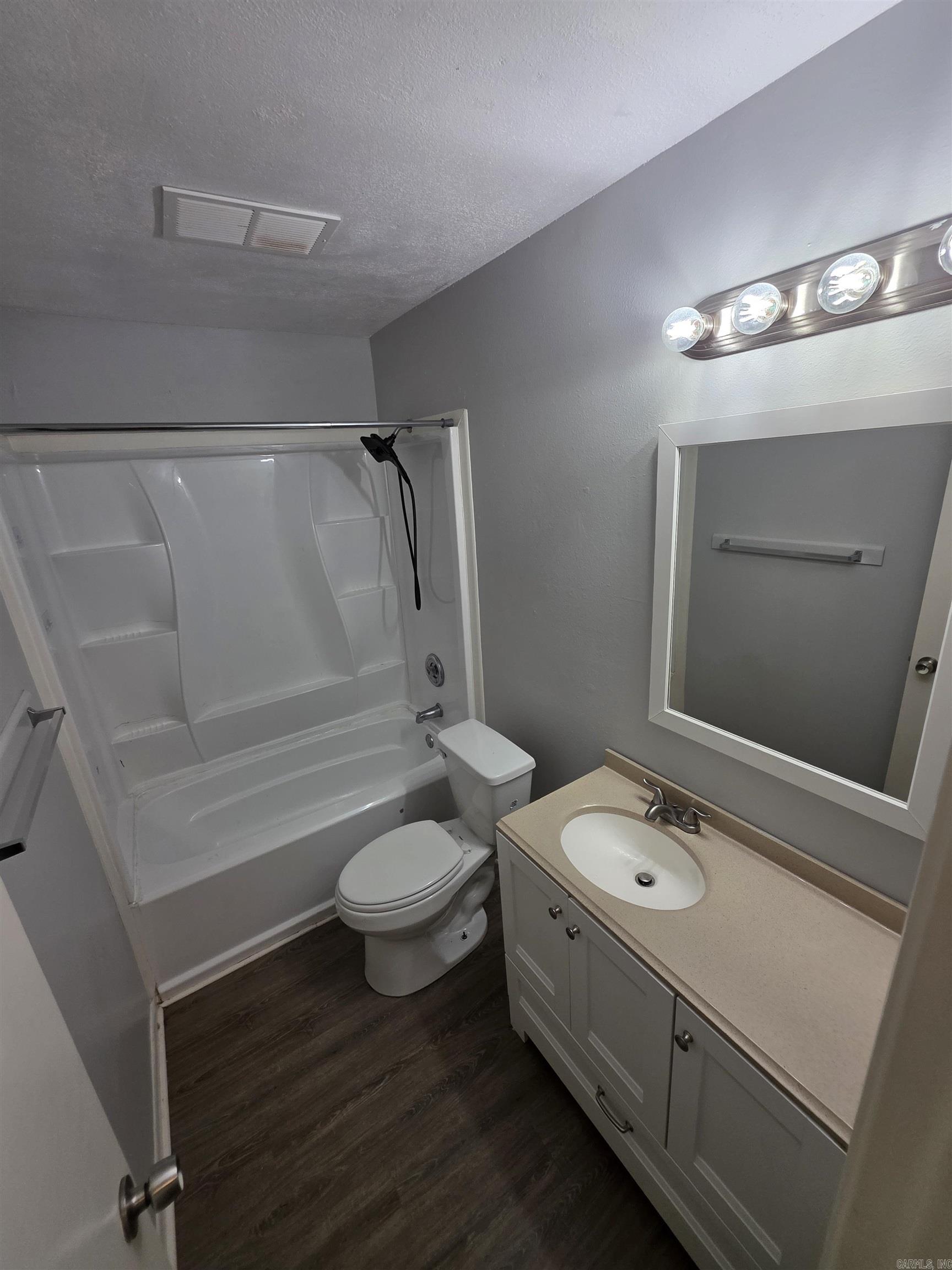 12 Edgehill  Maumelle, AR