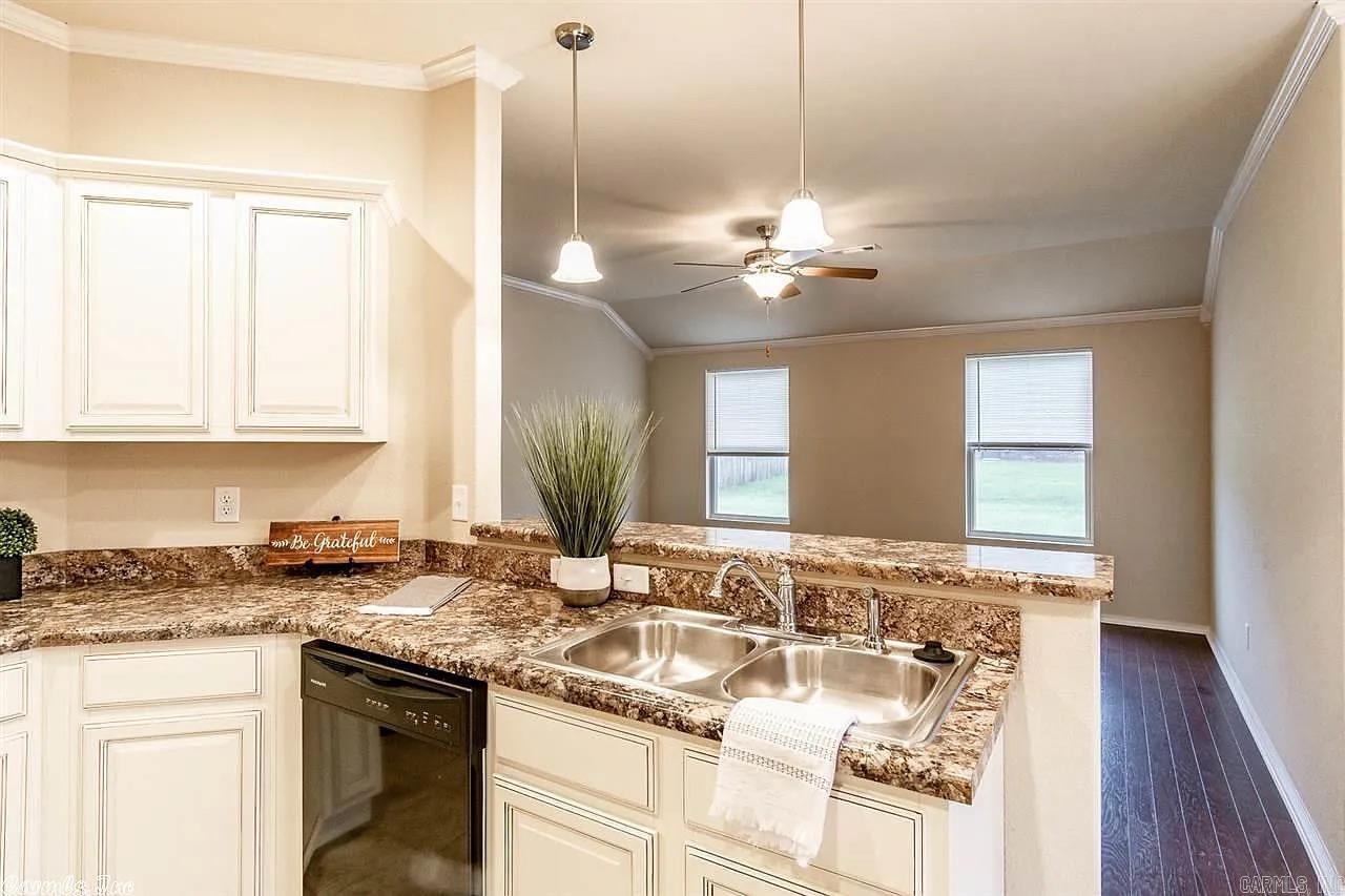 5716 Little Elm  Sherwood, AR