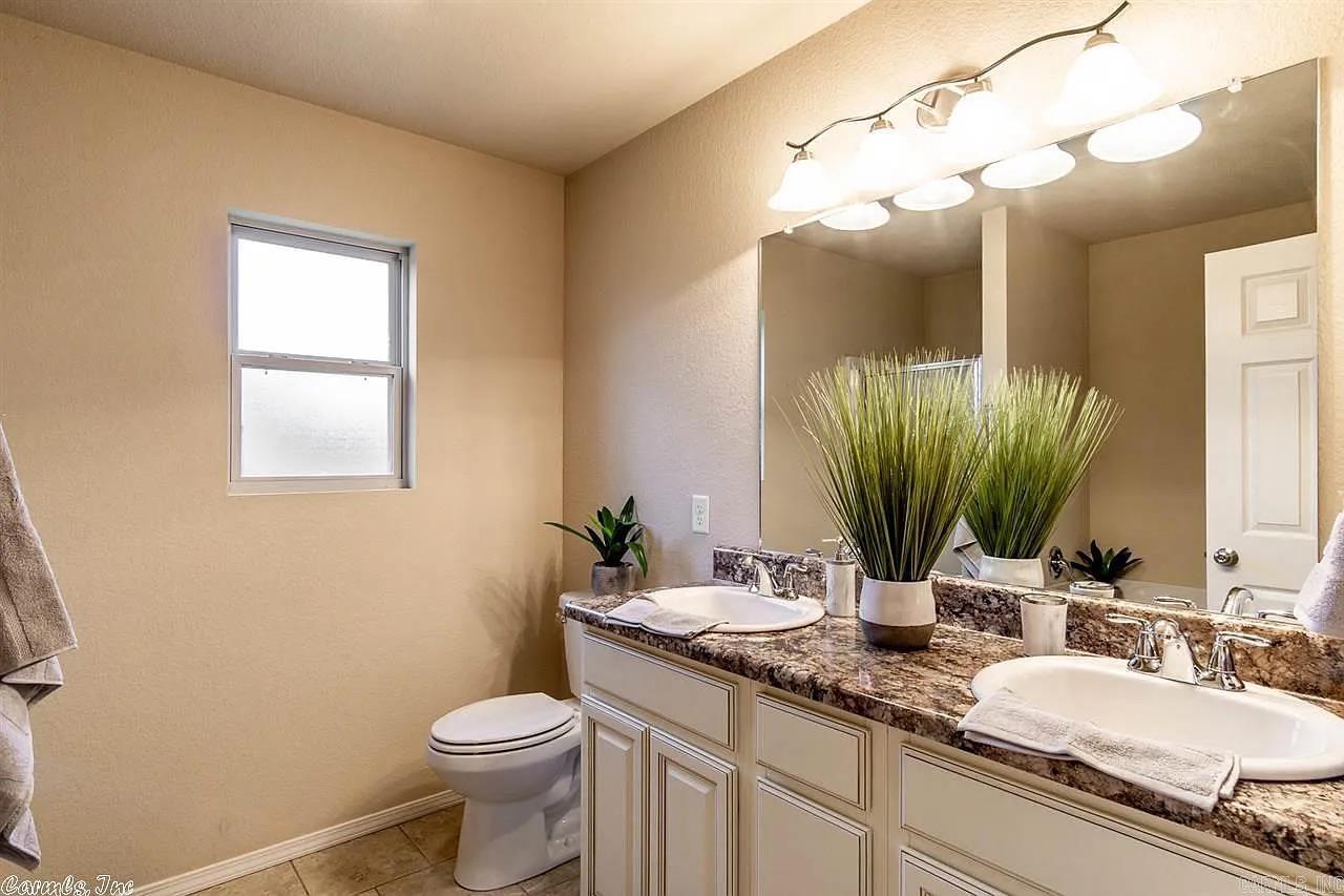 5716 Little Elm  Sherwood, AR