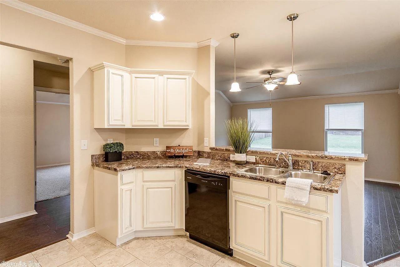 5716 Little Elm  Sherwood, AR