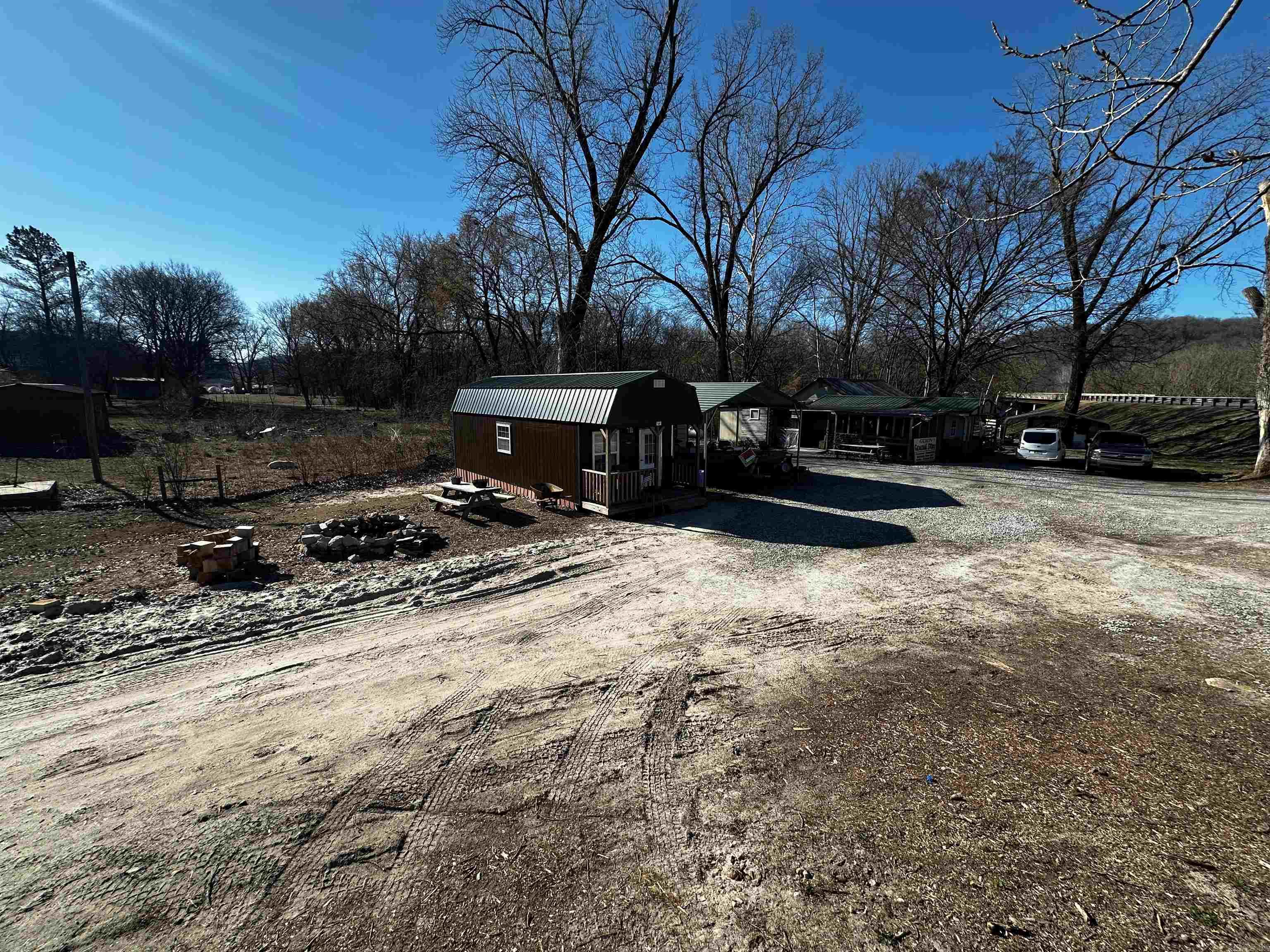 11358 Highway 58  Guion, AR