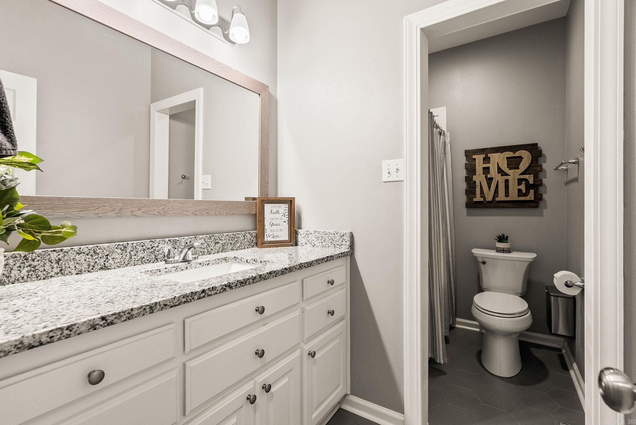 113 Mohawk Drive  Maumelle, AR