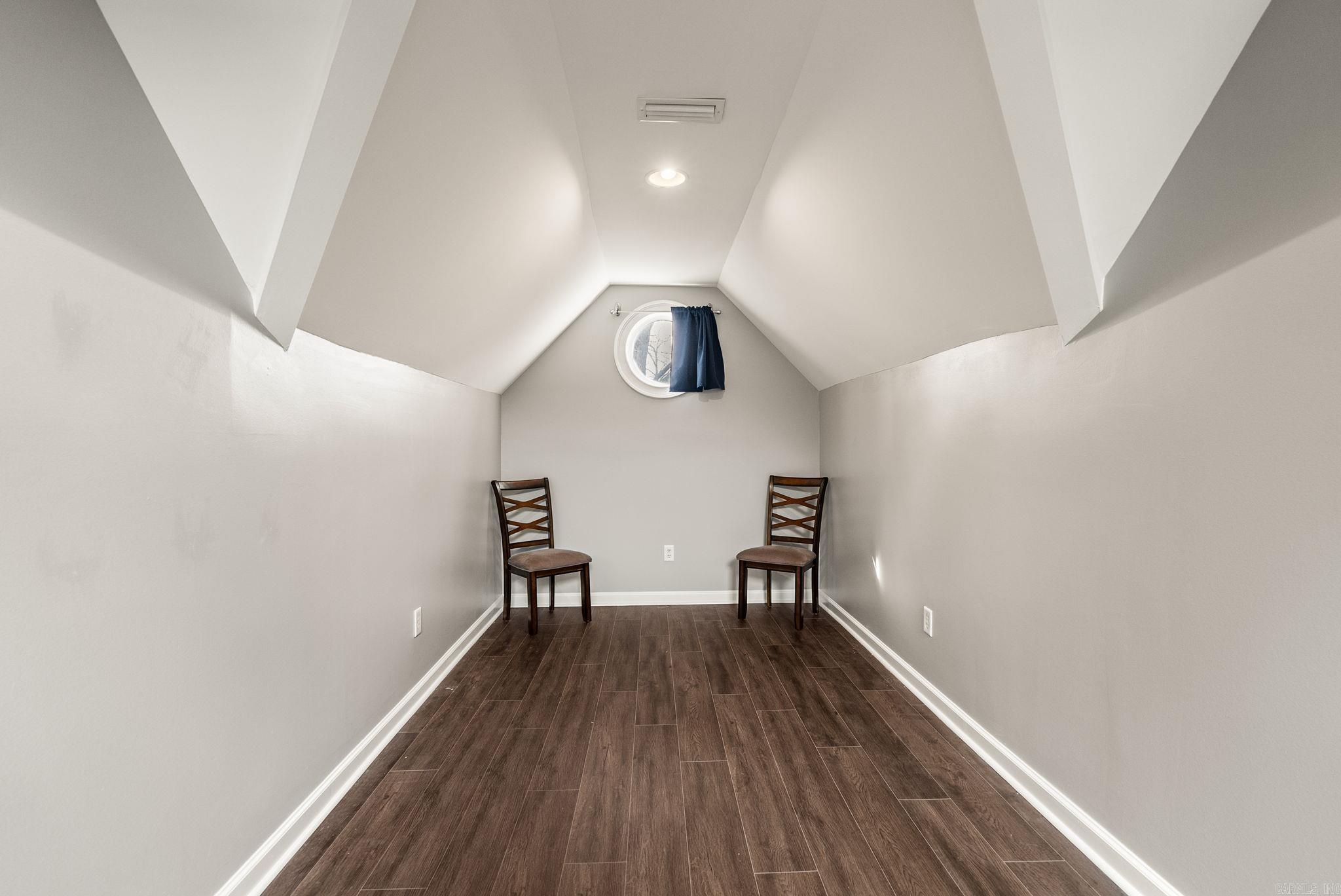 113 Mohawk Drive  Maumelle, AR