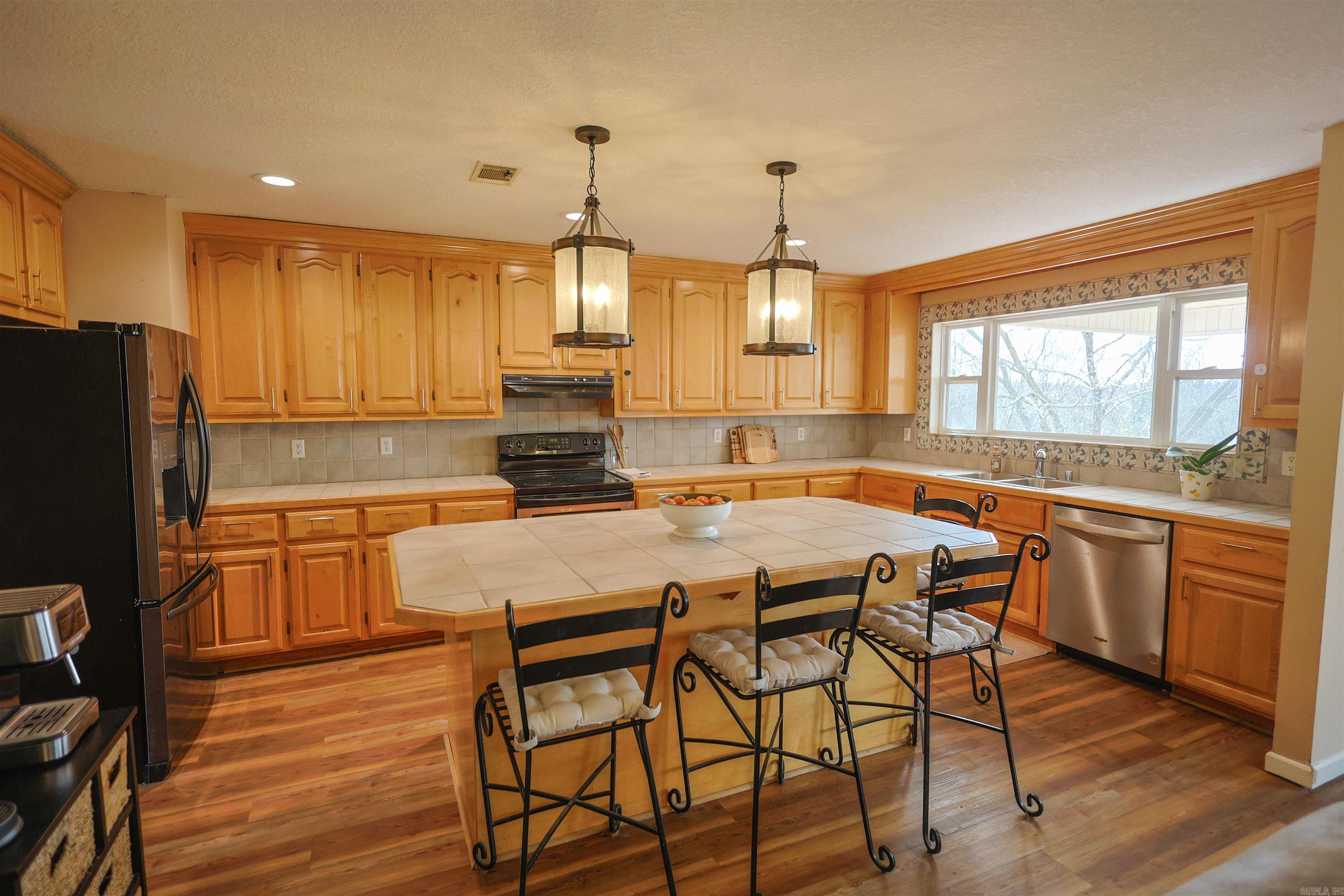 21 Burke  Glenwood, AR