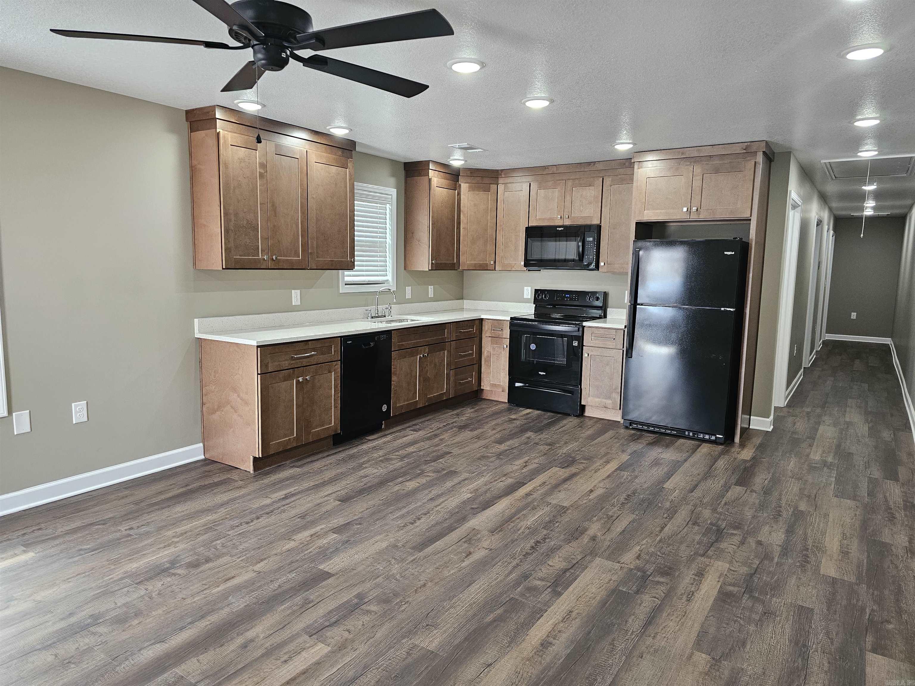 800 S 3rd Avenue  Paragould, AR