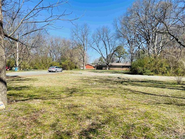 1220 & 1221 Ash Street  Conway, AR