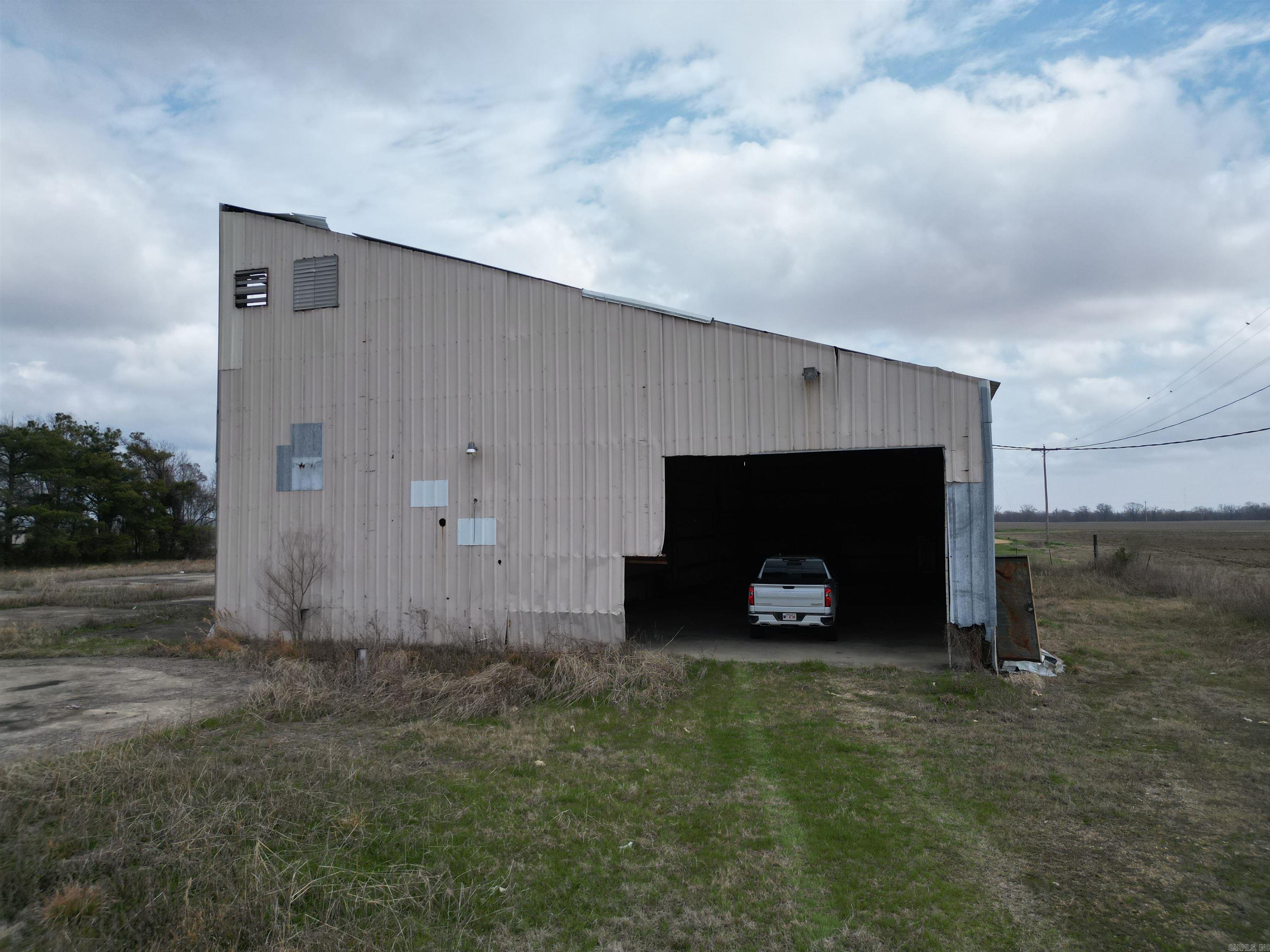 1204 E highway 82  Hamburg, AR