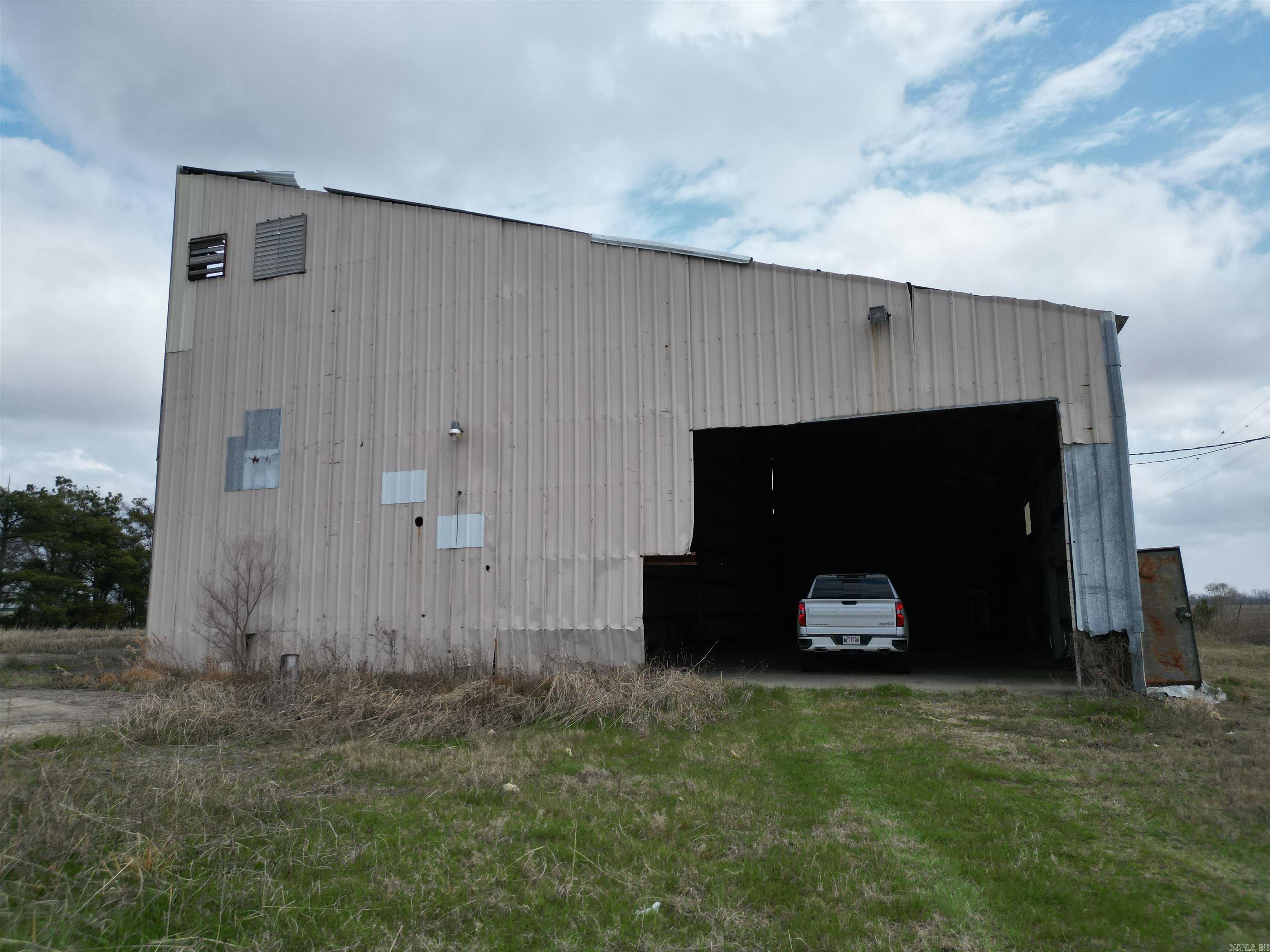 1204 E highway 82  Hamburg, AR