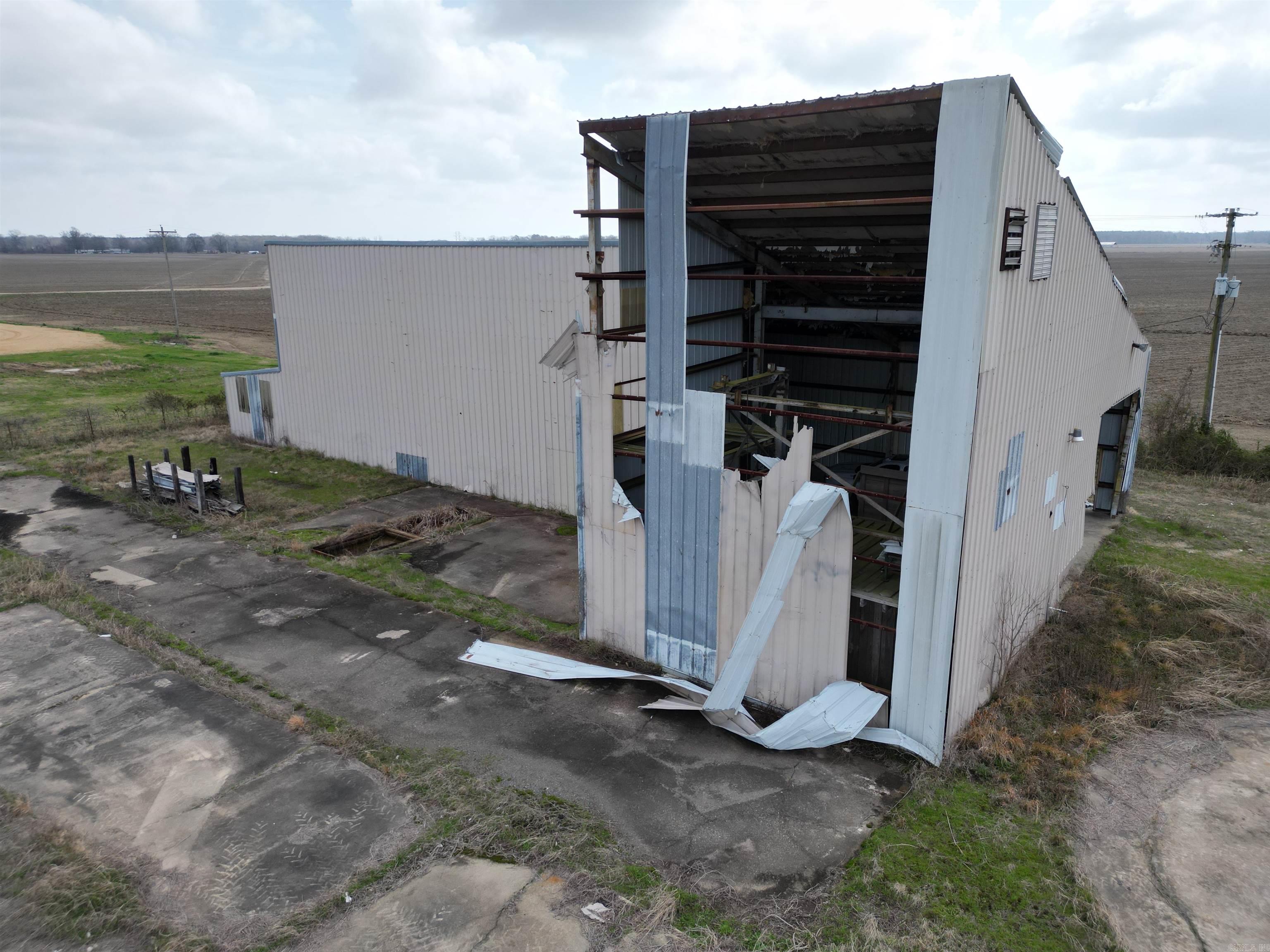 1204 E highway 82  Hamburg, AR