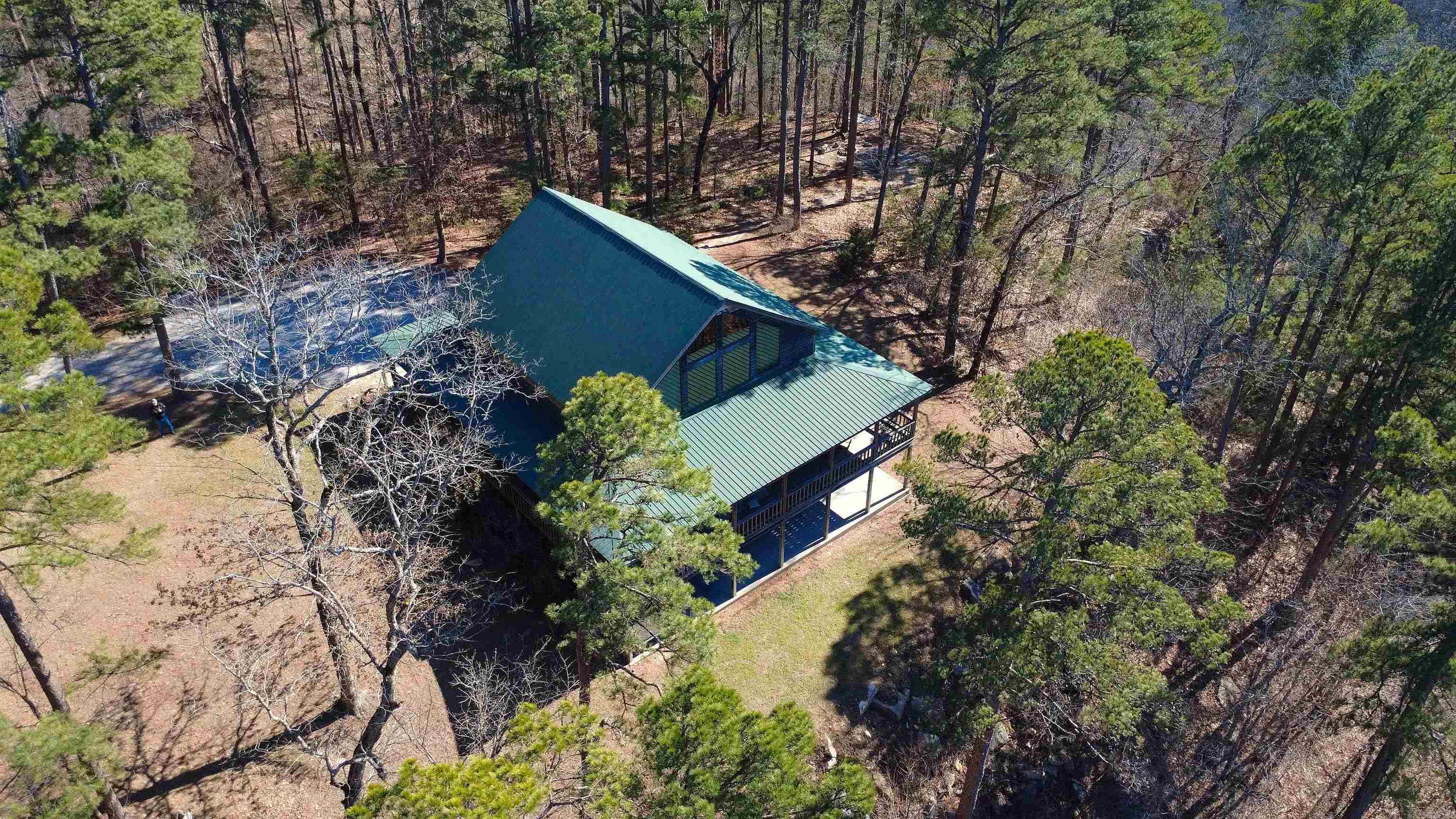 352 Bluff View  Mountain View, AR