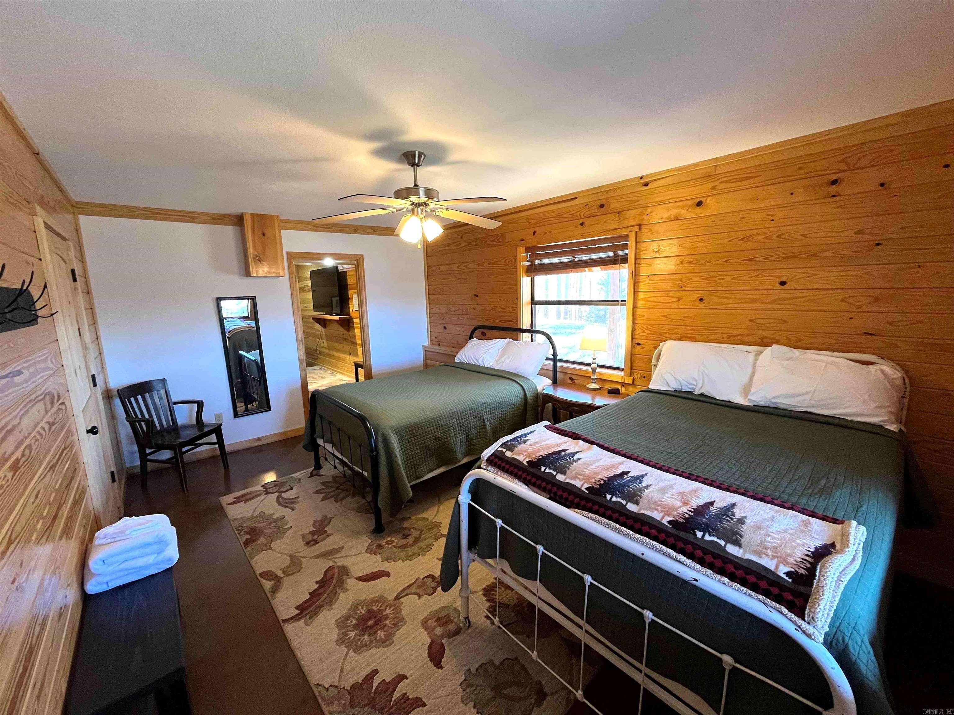 352 Bluff View  Mountain View, AR