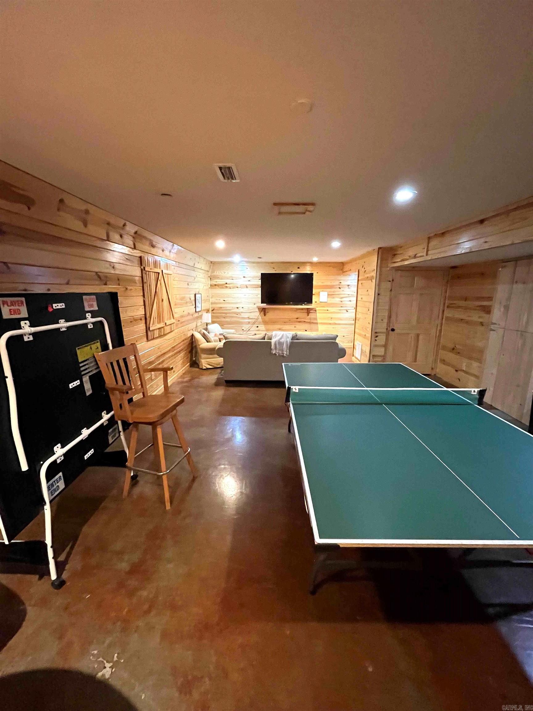 352 Bluff View  Mountain View, AR