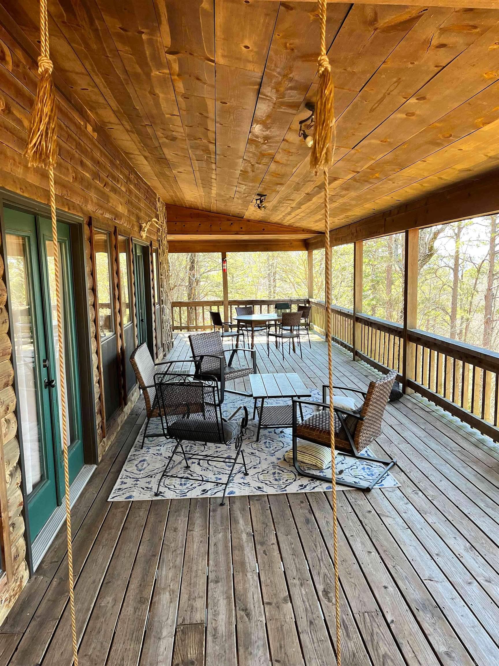 352 Bluff View  Mountain View, AR