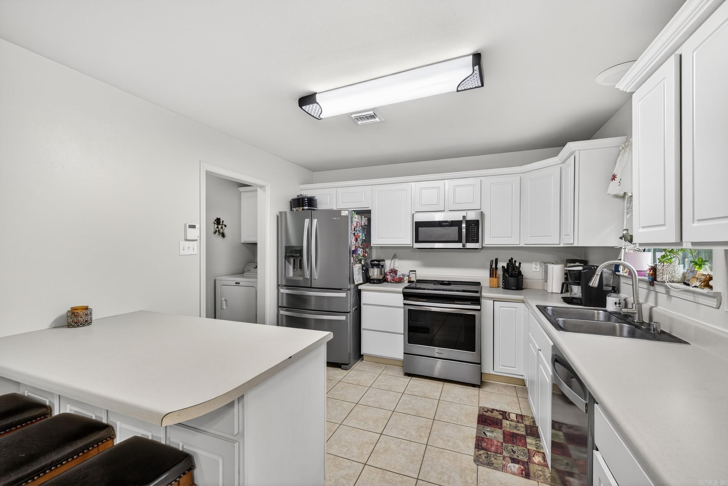 19 Shamsie Dr  Ward, AR