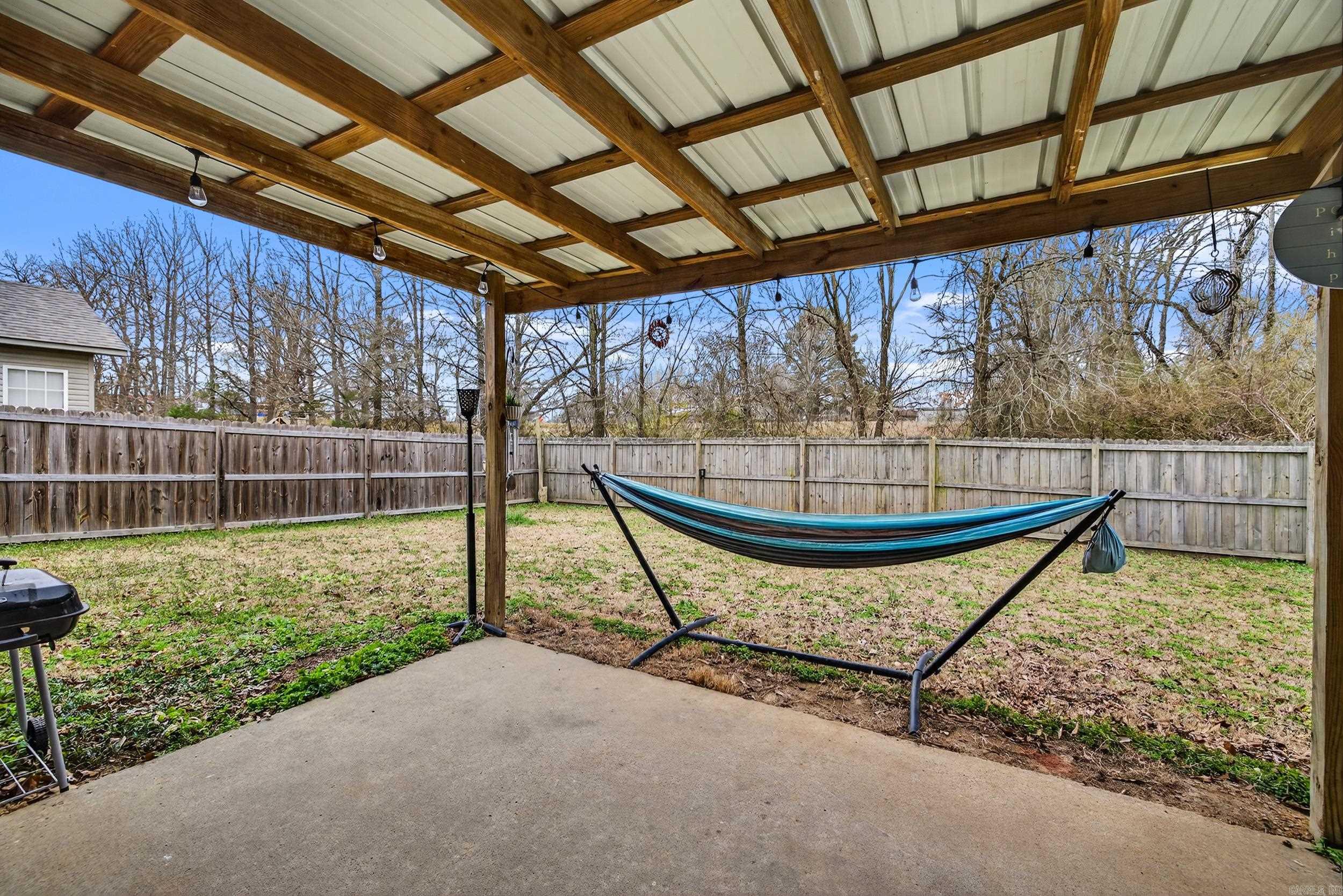 19 Shamsie Dr  Ward, AR