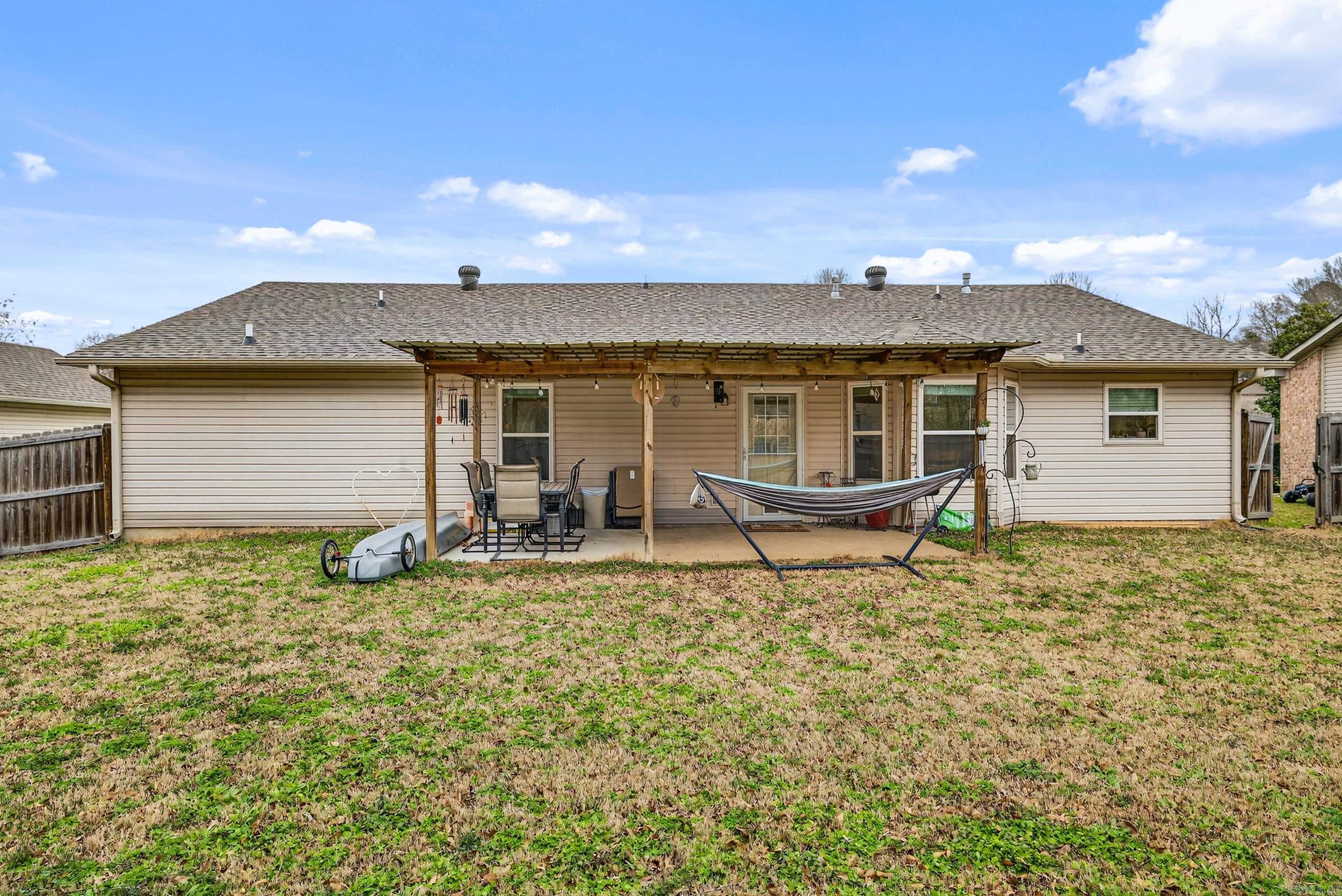 19 Shamsie Dr  Ward, AR