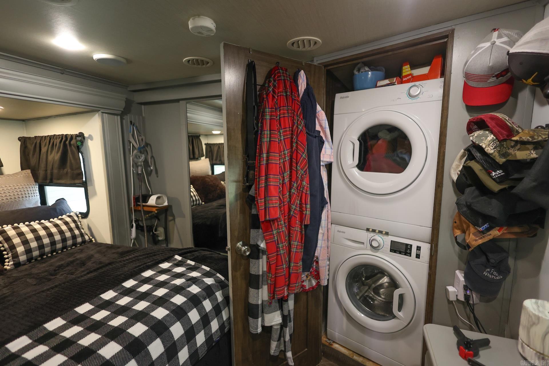 9 Bear Creek  Amity, AR