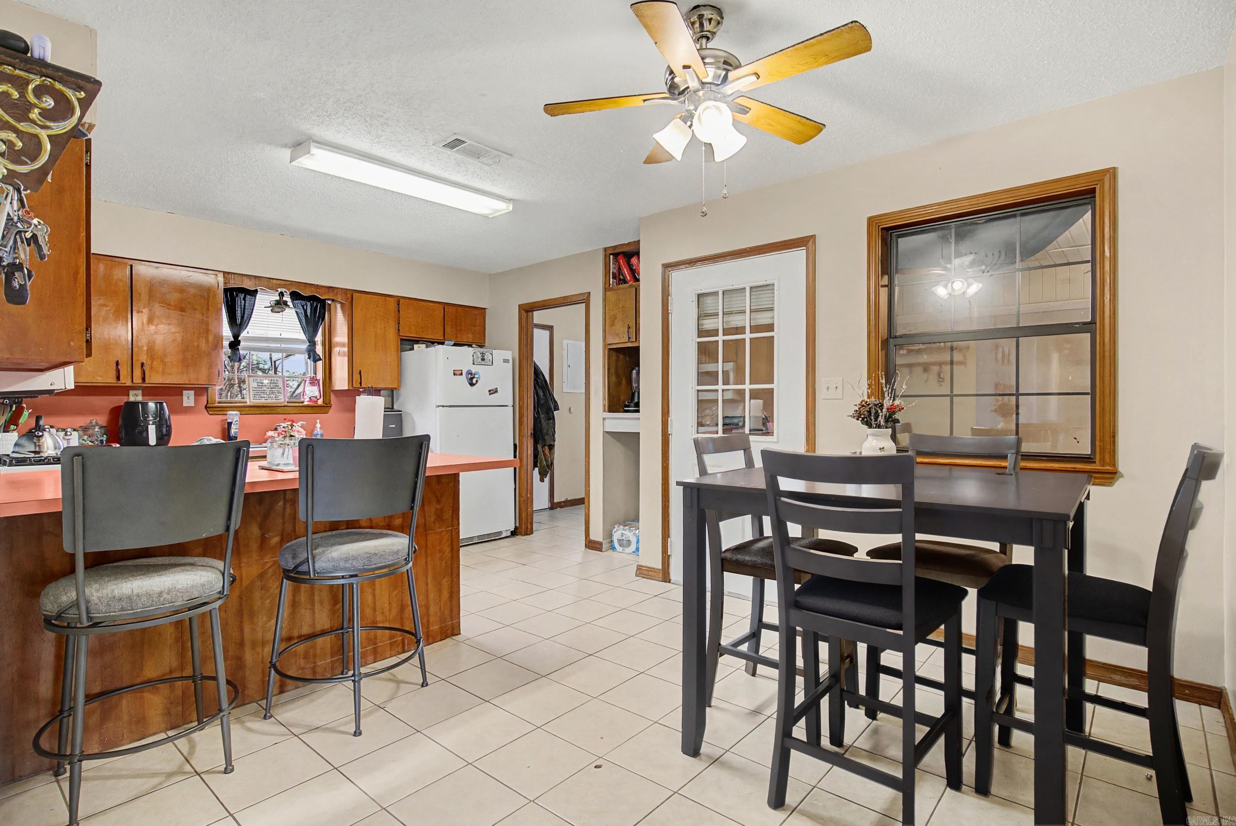 107 S West St.  Letona, AR