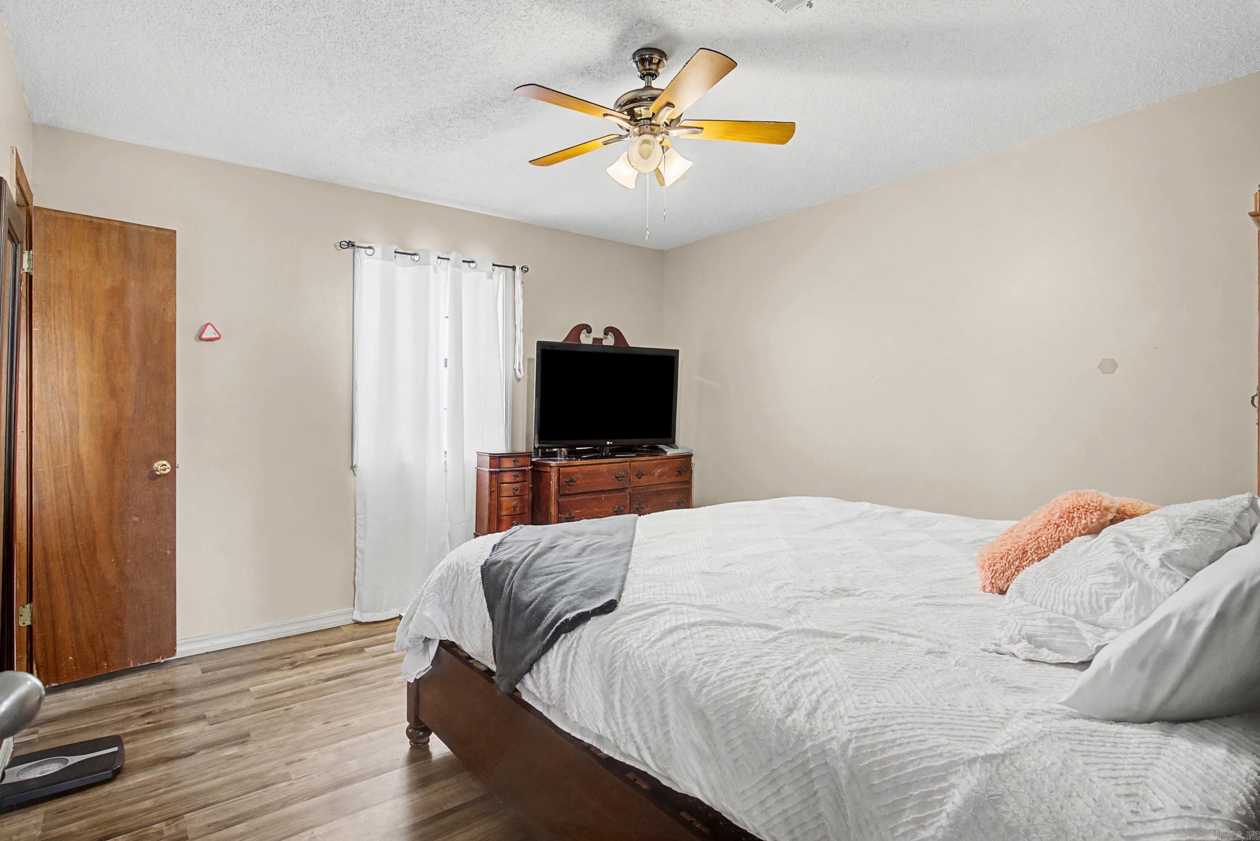 107 S West St.  Letona, AR