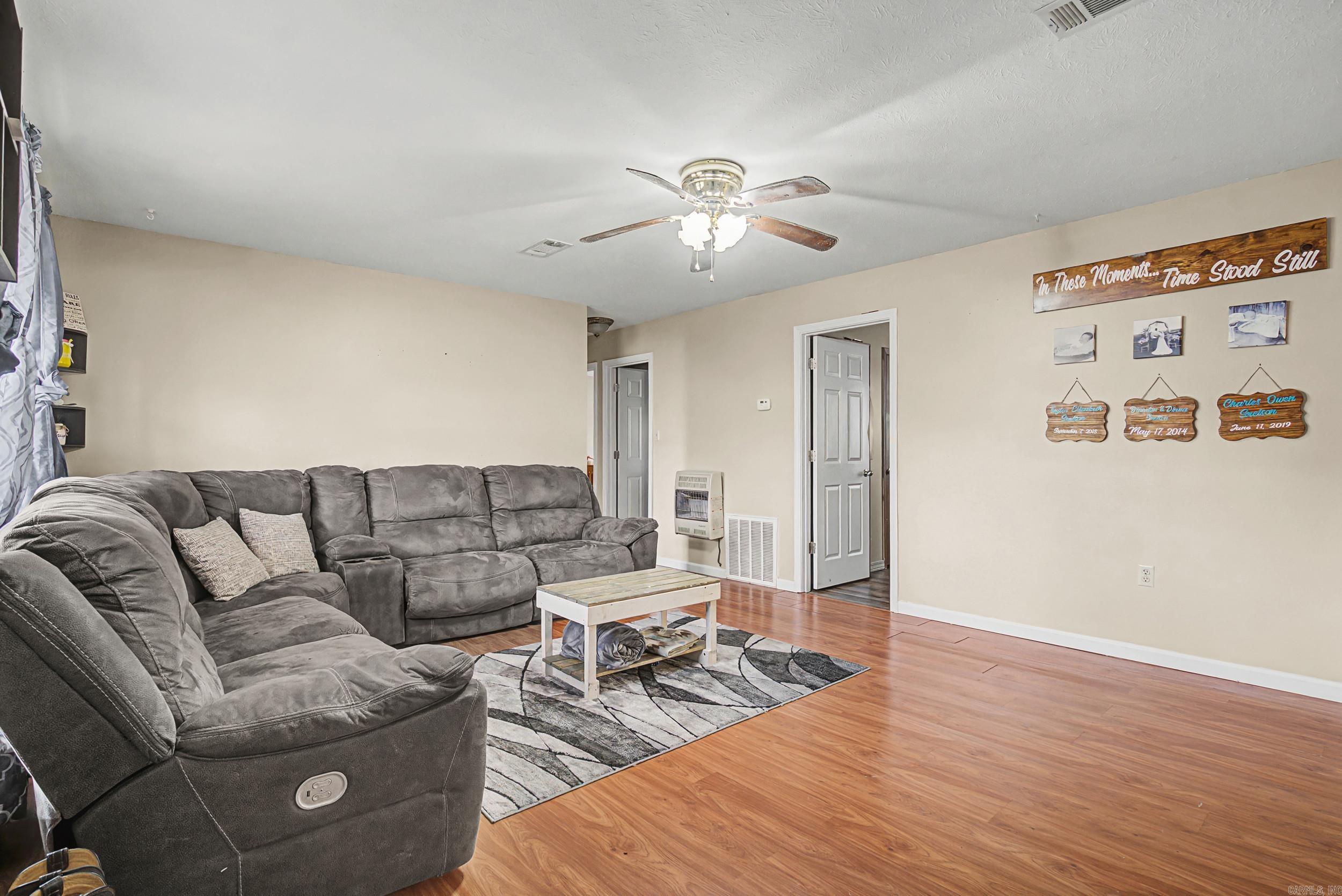 107 S West St.  Letona, AR