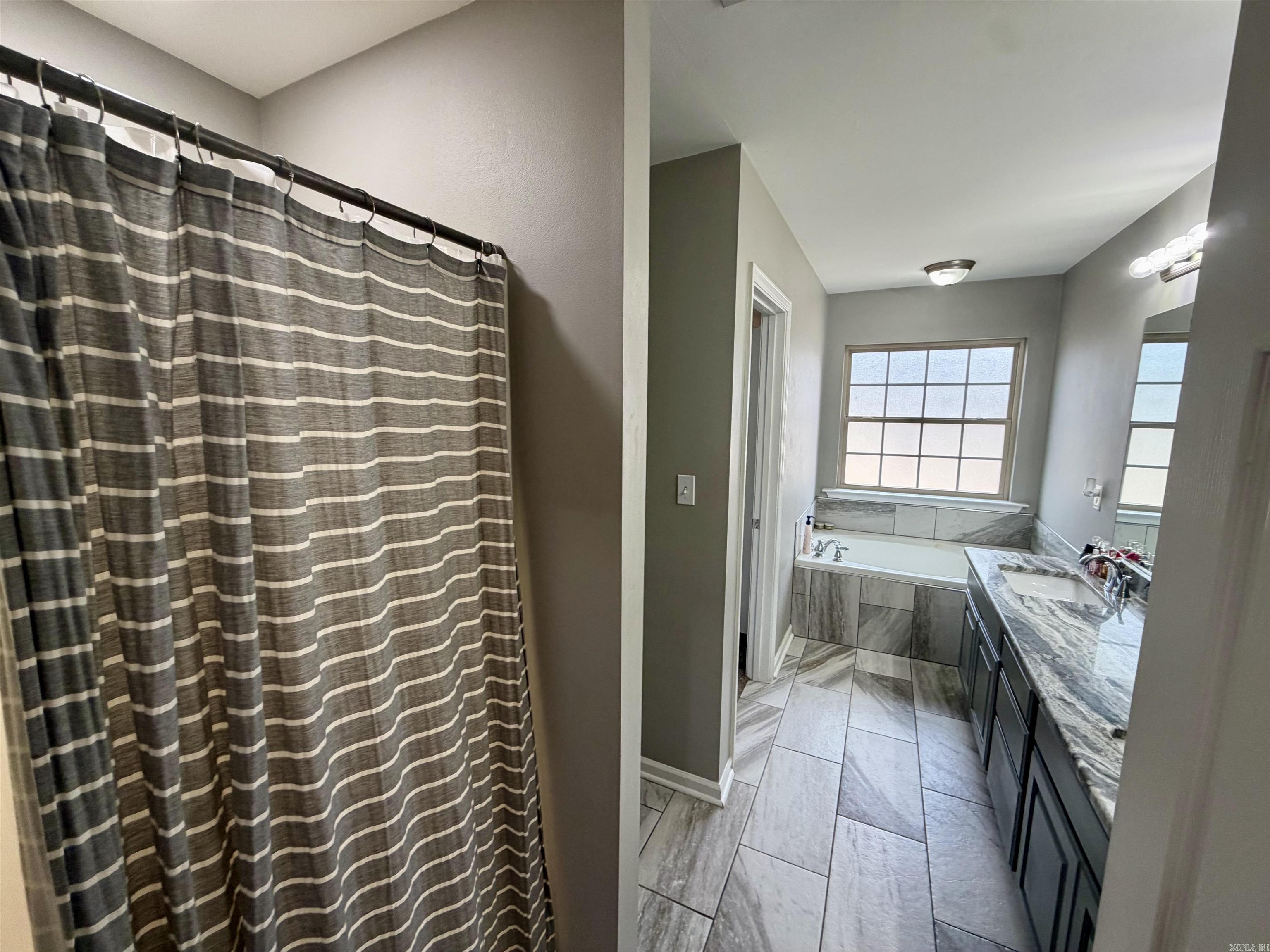 4151 Lonesome Oak  Hensley, AR