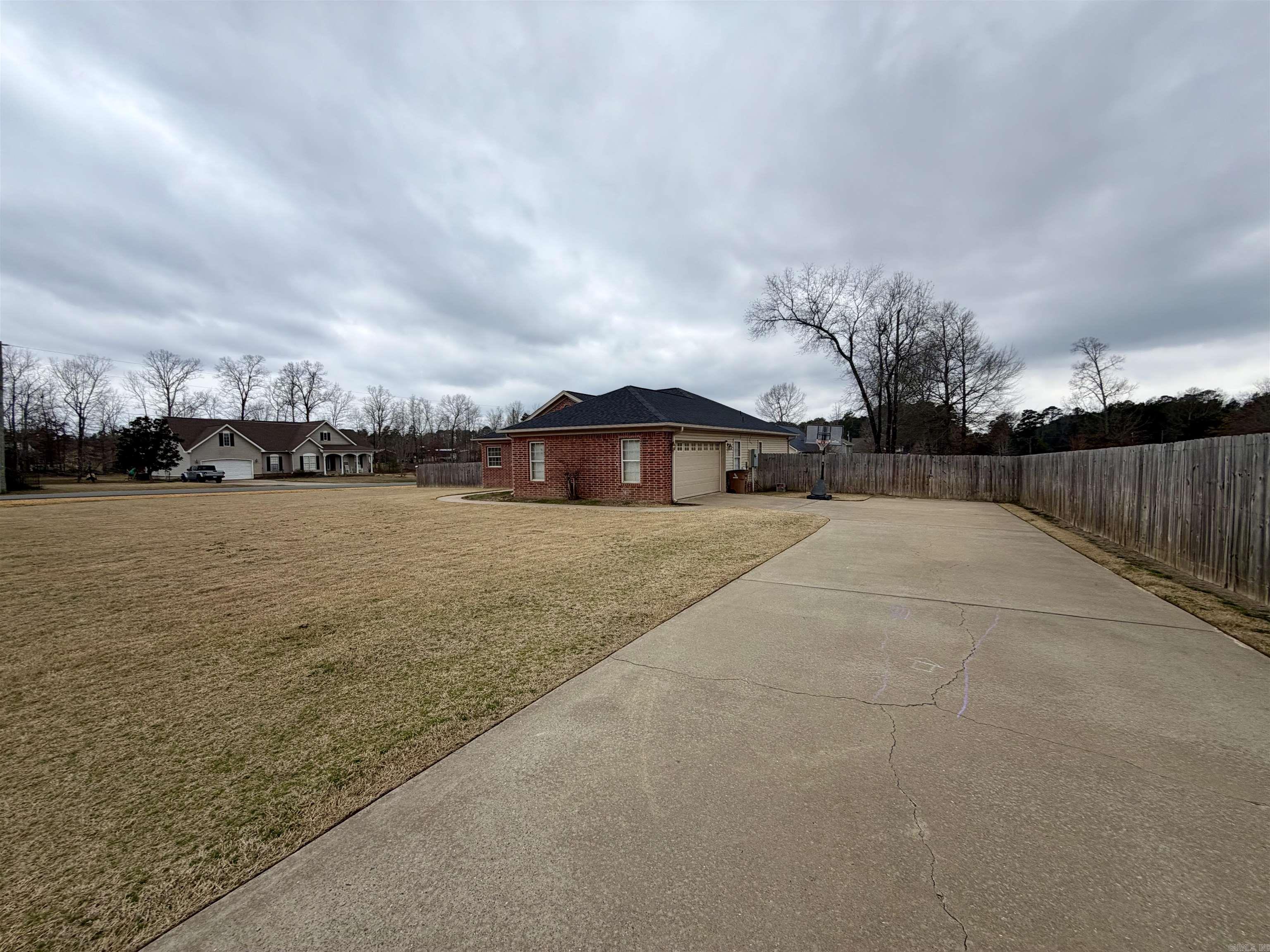 4151 Lonesome Oak  Hensley, AR