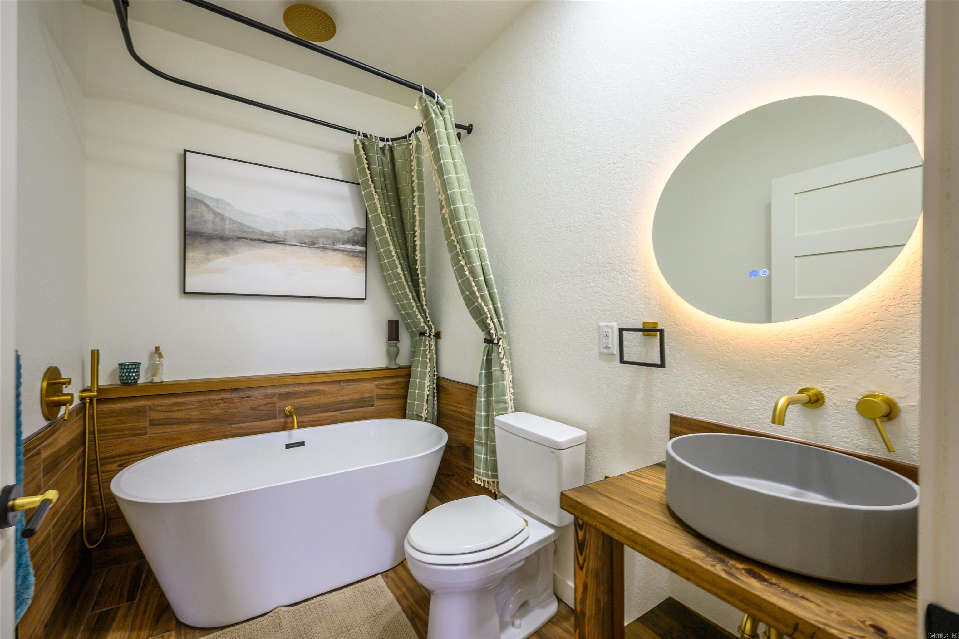 372 County Line  Locust Grove, AR