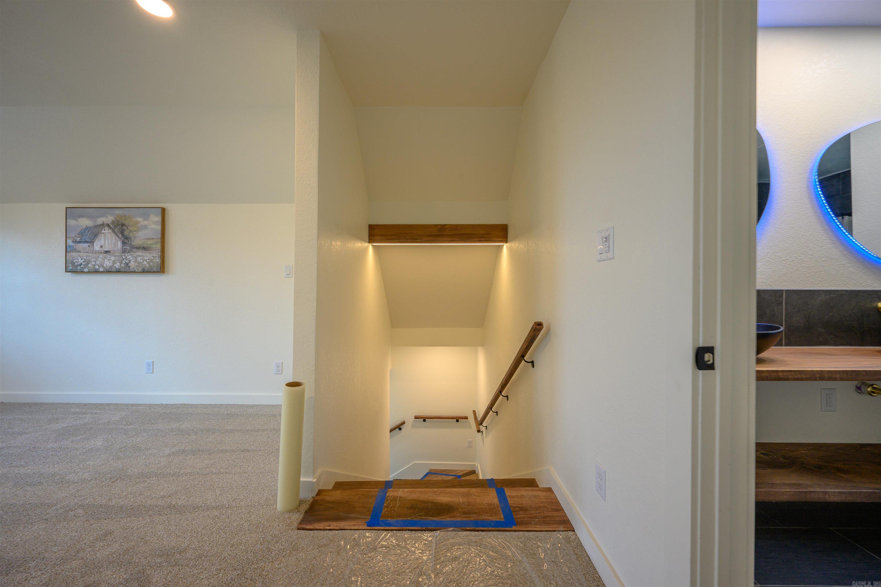 372 County Line  Locust Grove, AR