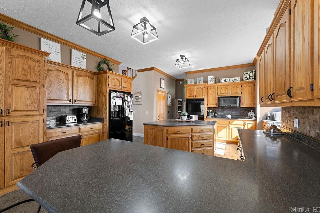 198 Rue  Clinton, AR