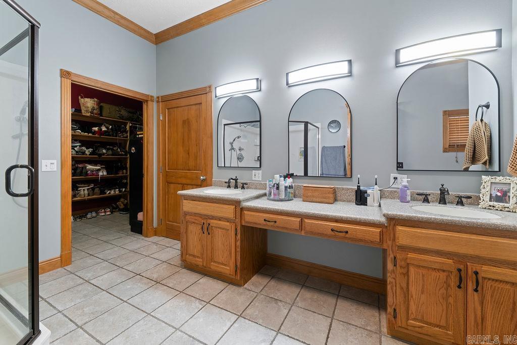 198 Rue  Clinton, AR