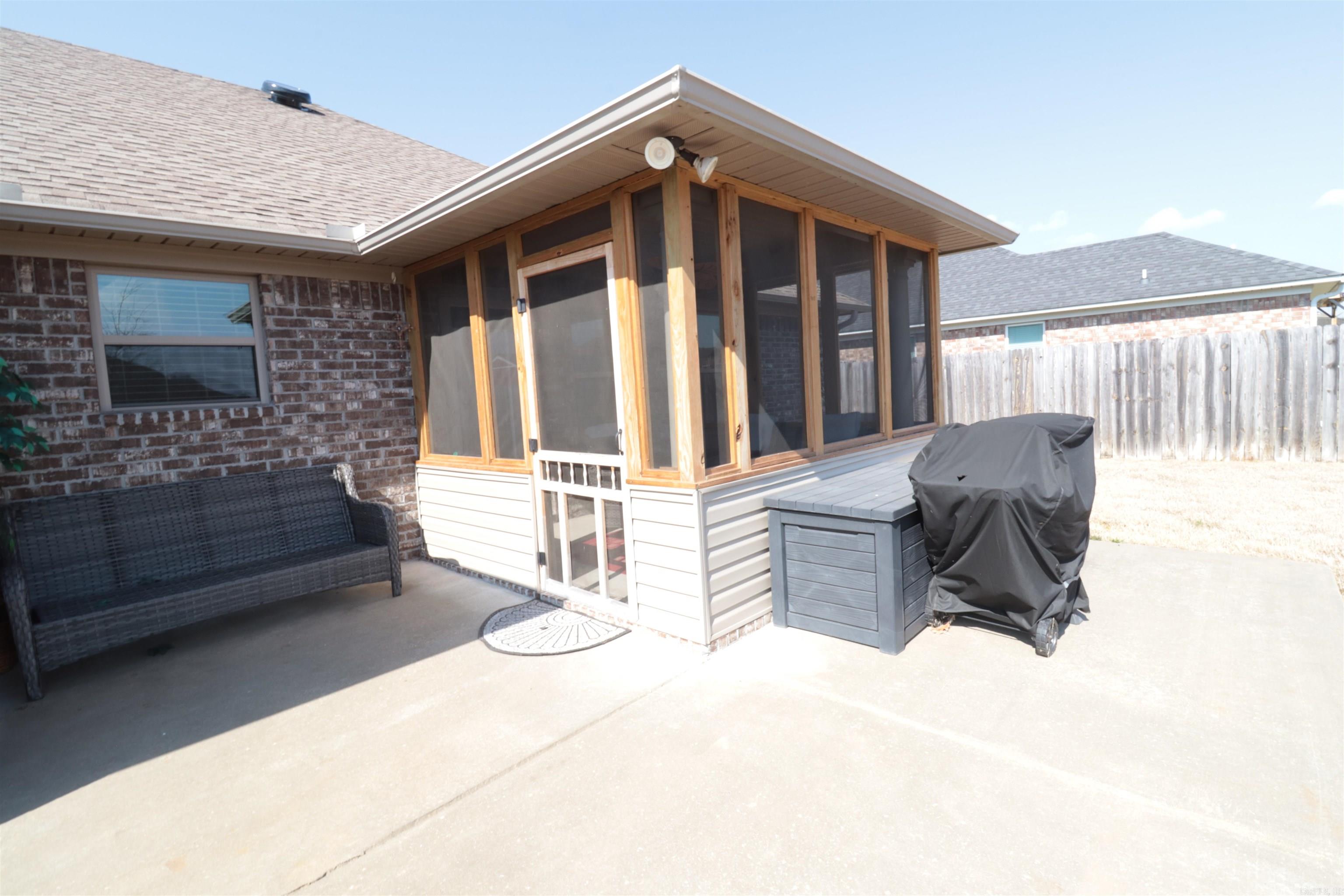 15 Weatherwood Drive  Greenbrier, AR