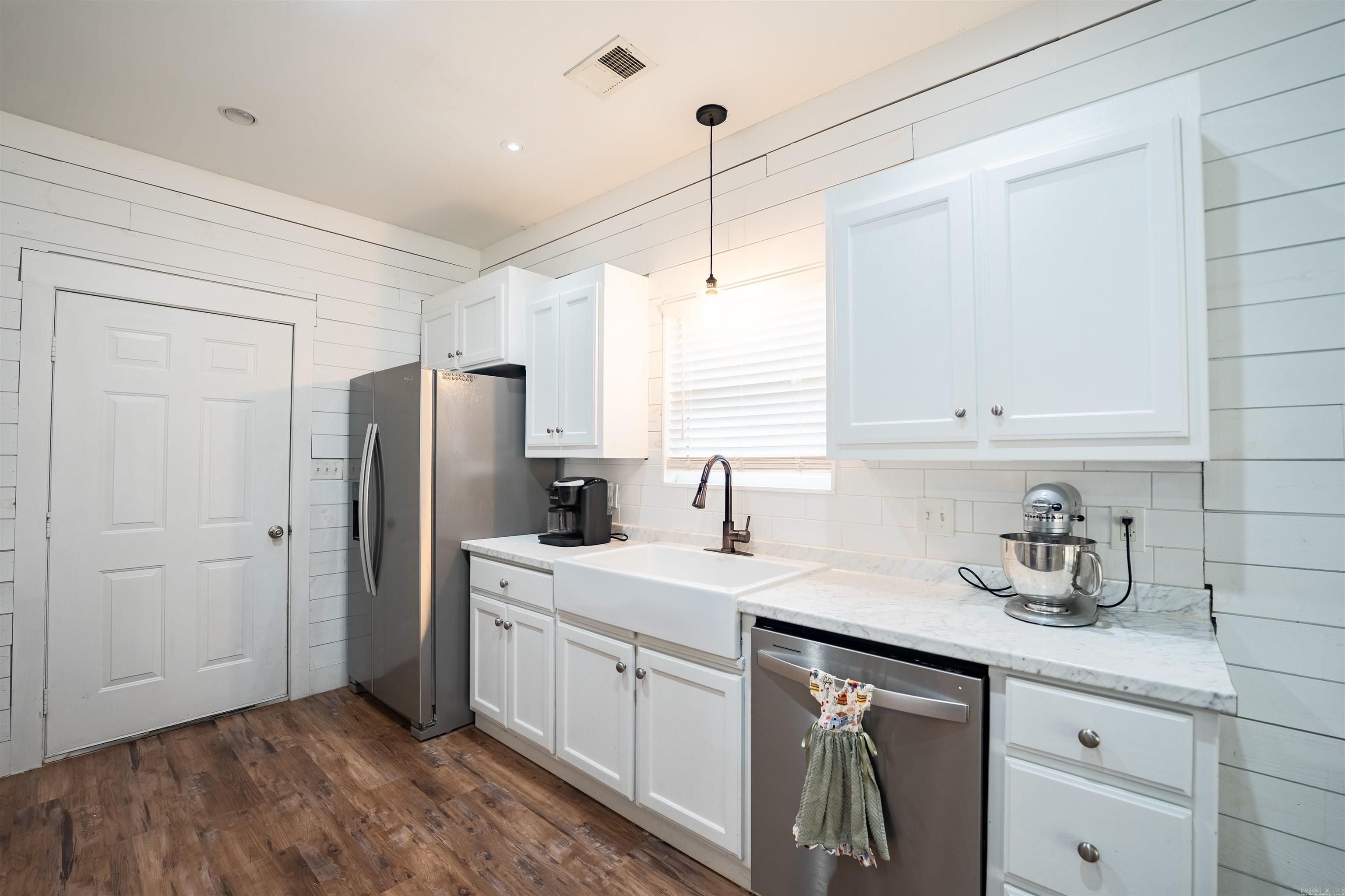 1210 Ridgecrest  Benton, AR