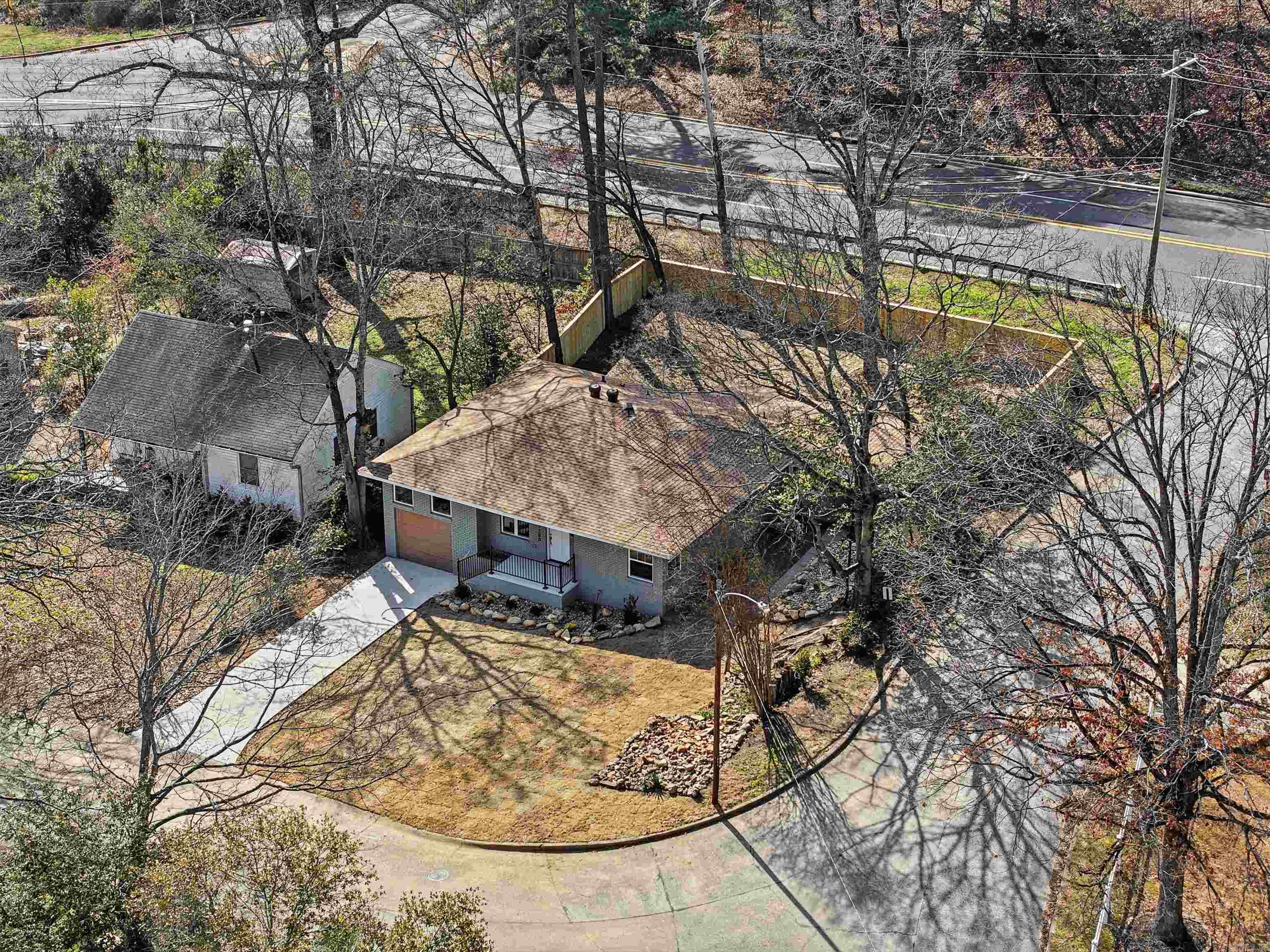 1700 Lilac Circle Little Rock, AR 72202