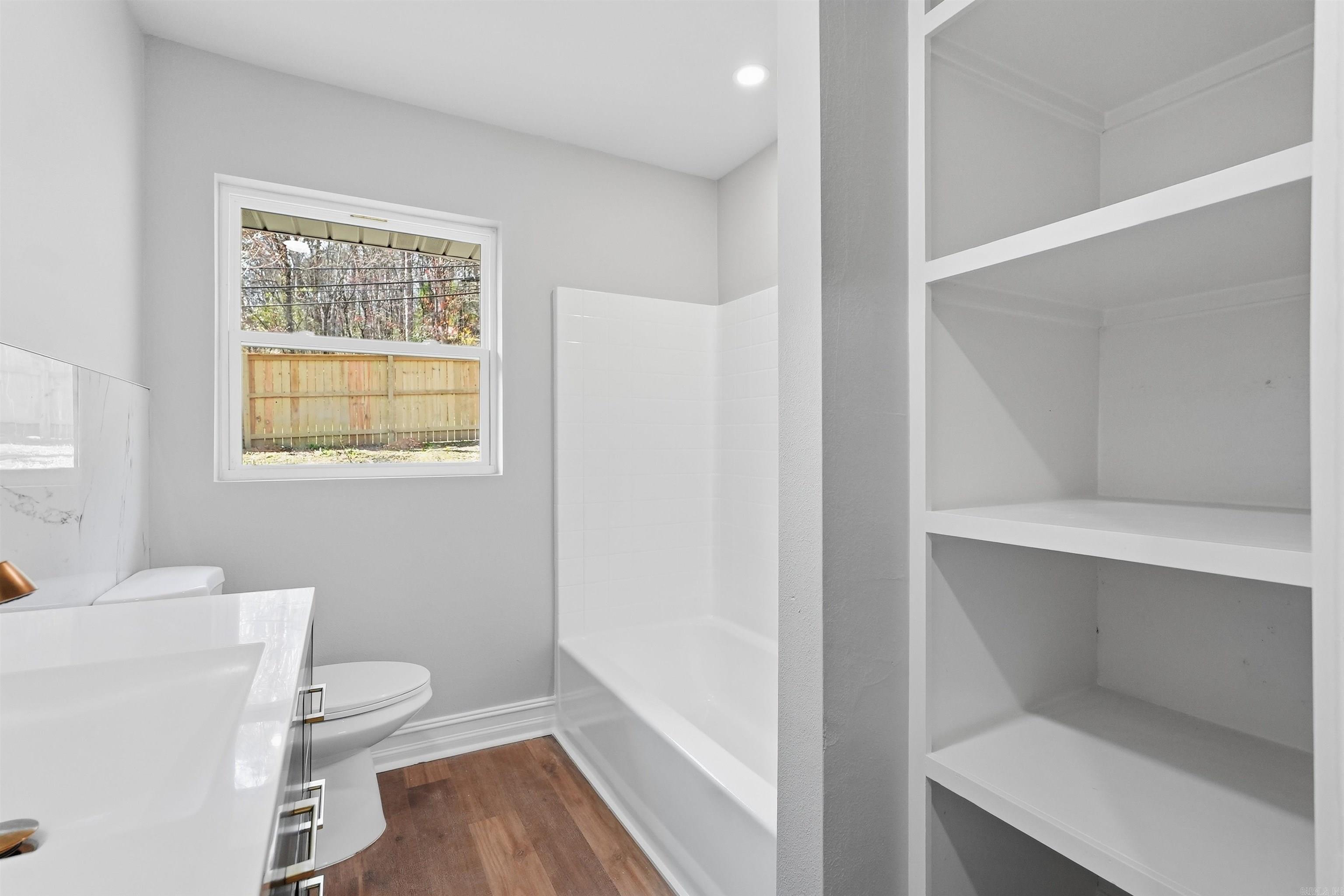 1700 Lilac Circle Little Rock, AR 72202