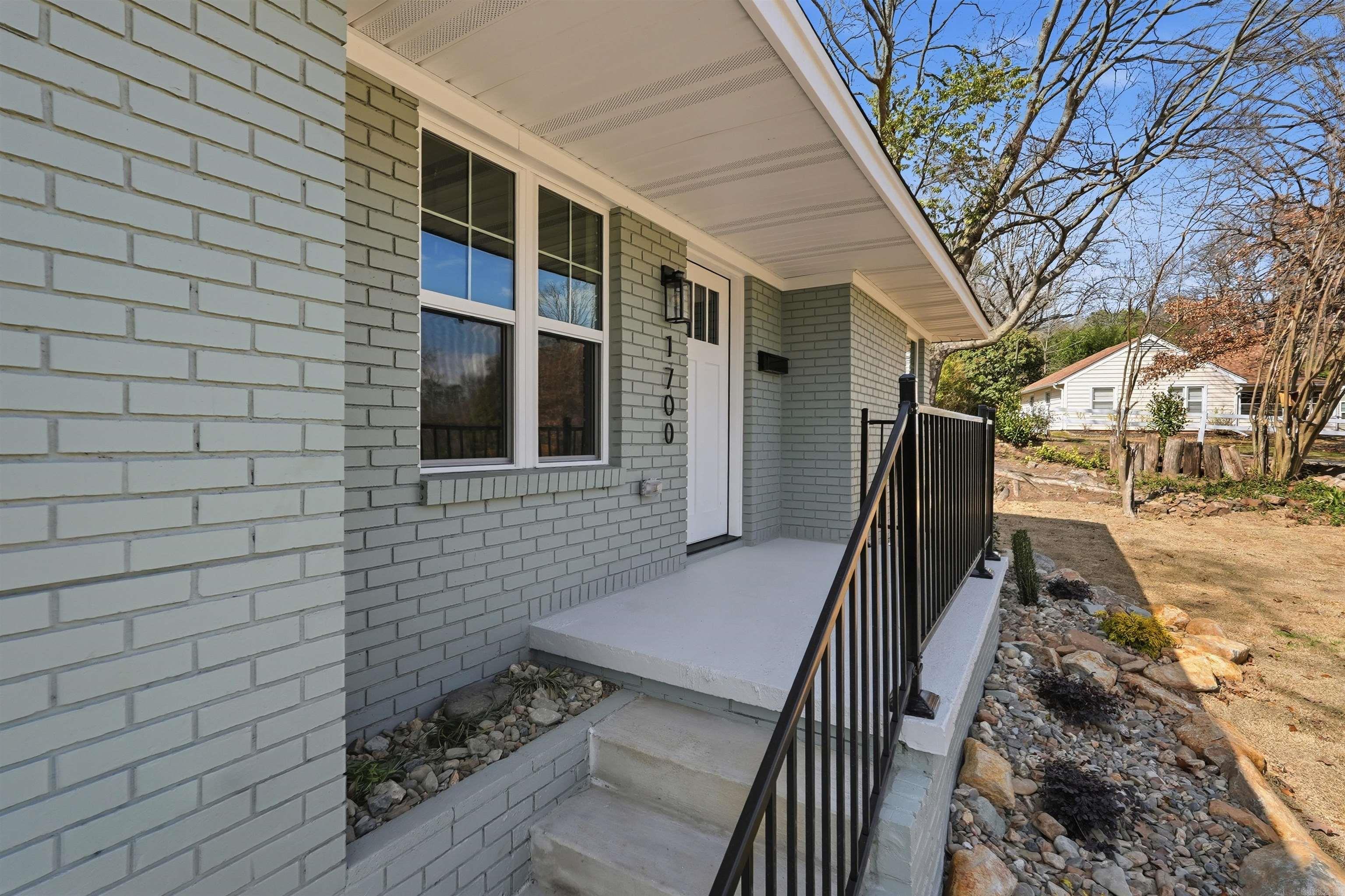 1700 Lilac Circle Little Rock, AR 72202