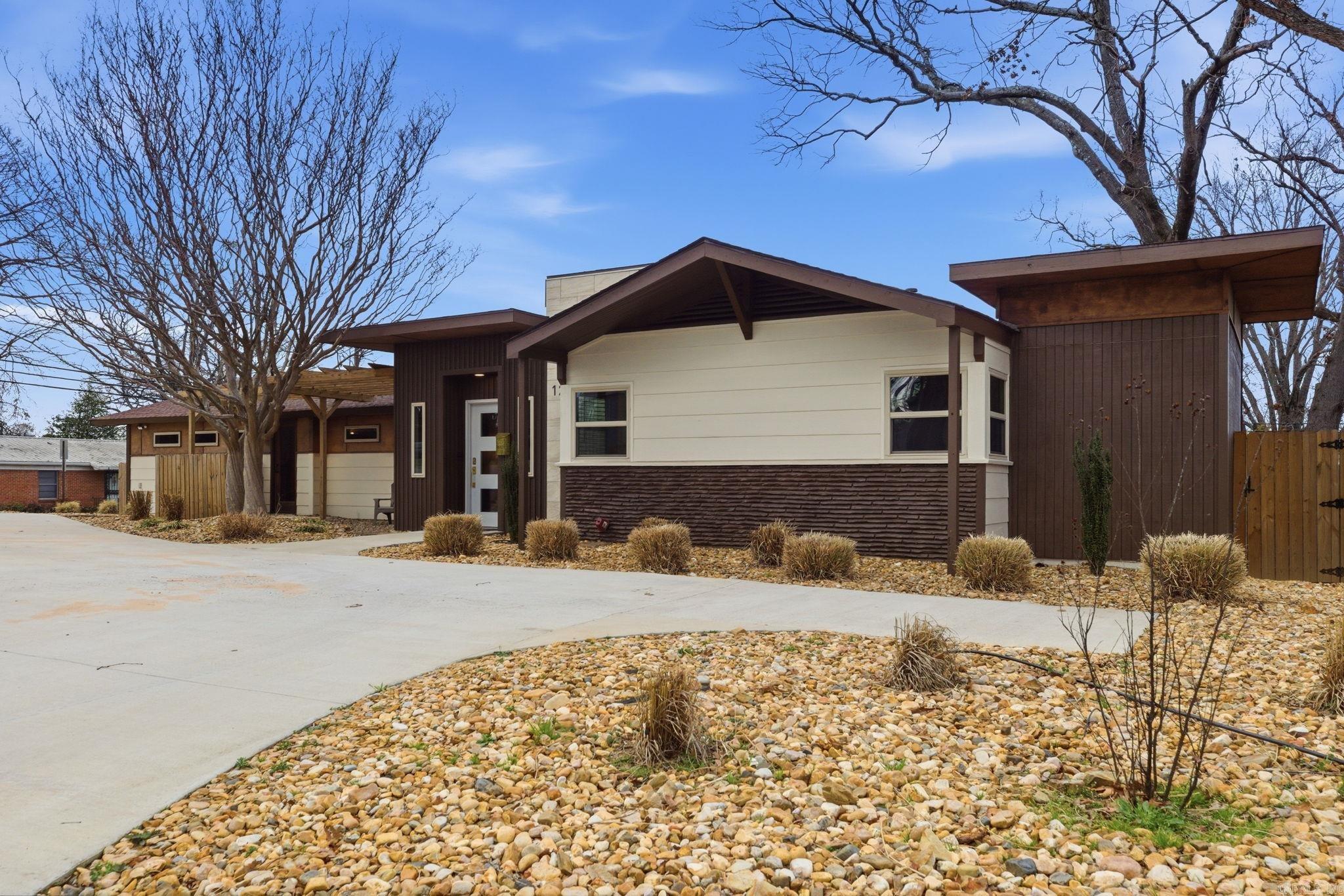 128 Dickson  Little Rock, AR