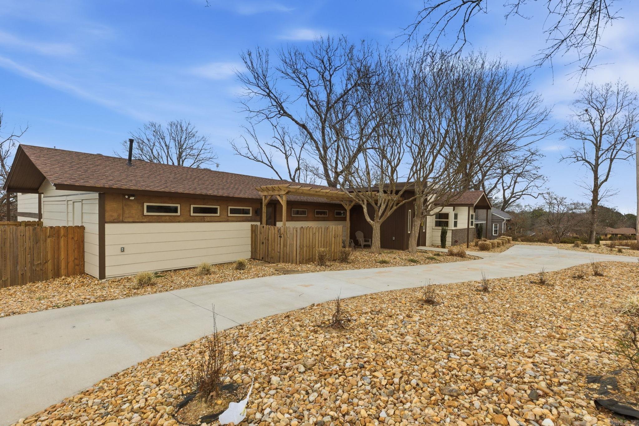 128 Dickson  Little Rock, AR