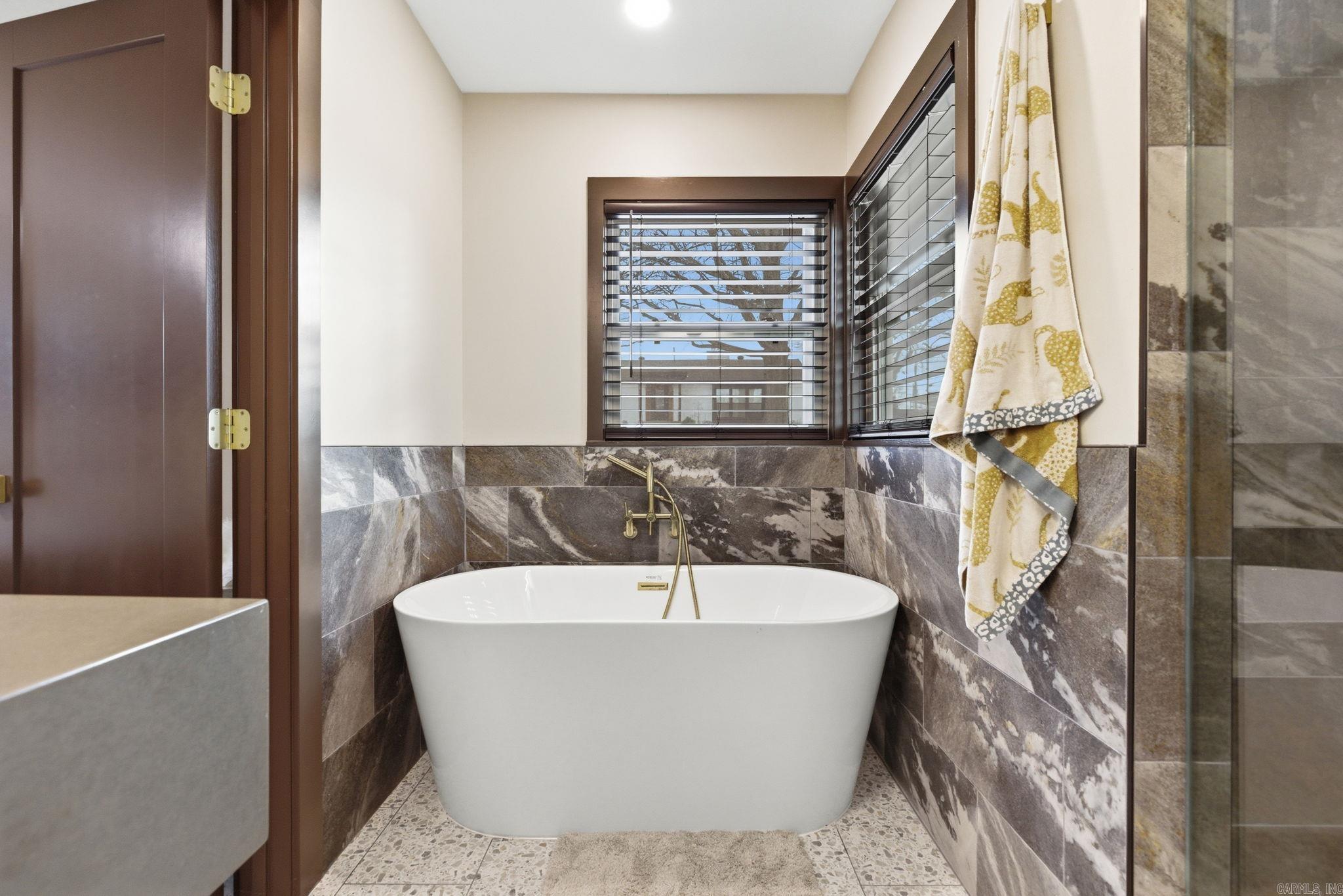 128 Dickson  Little Rock, AR