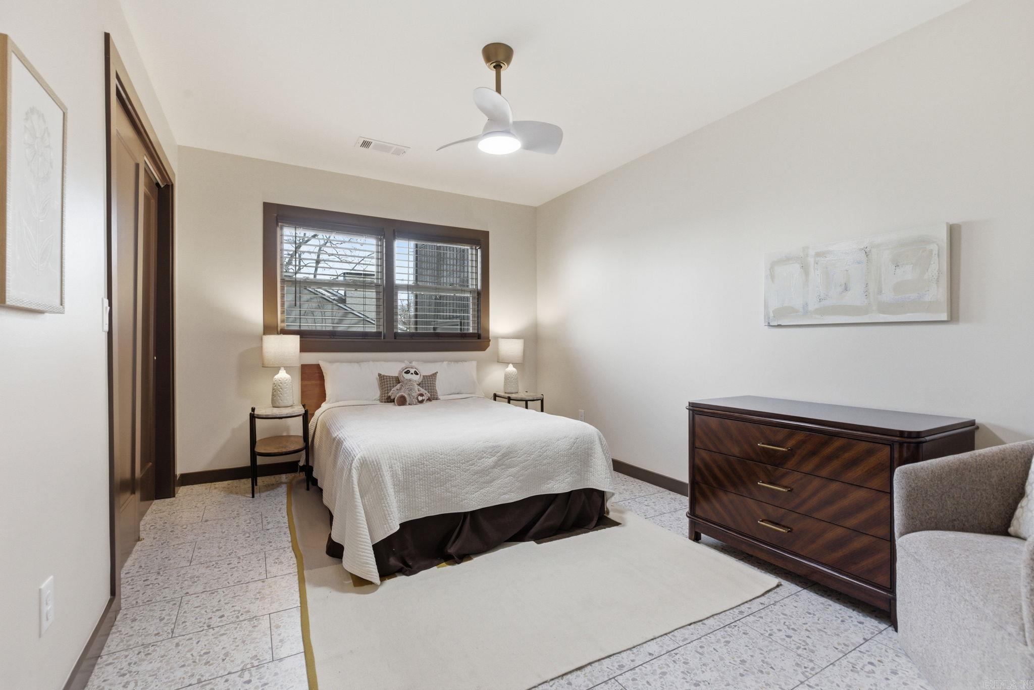 128 Dickson  Little Rock, AR