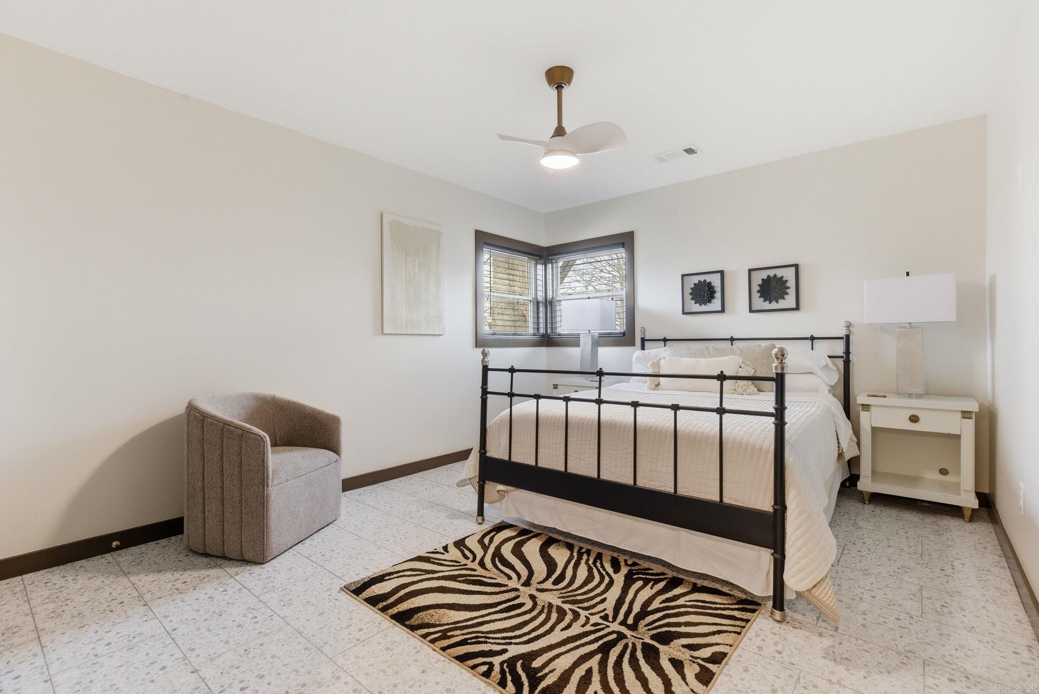 128 Dickson  Little Rock, AR