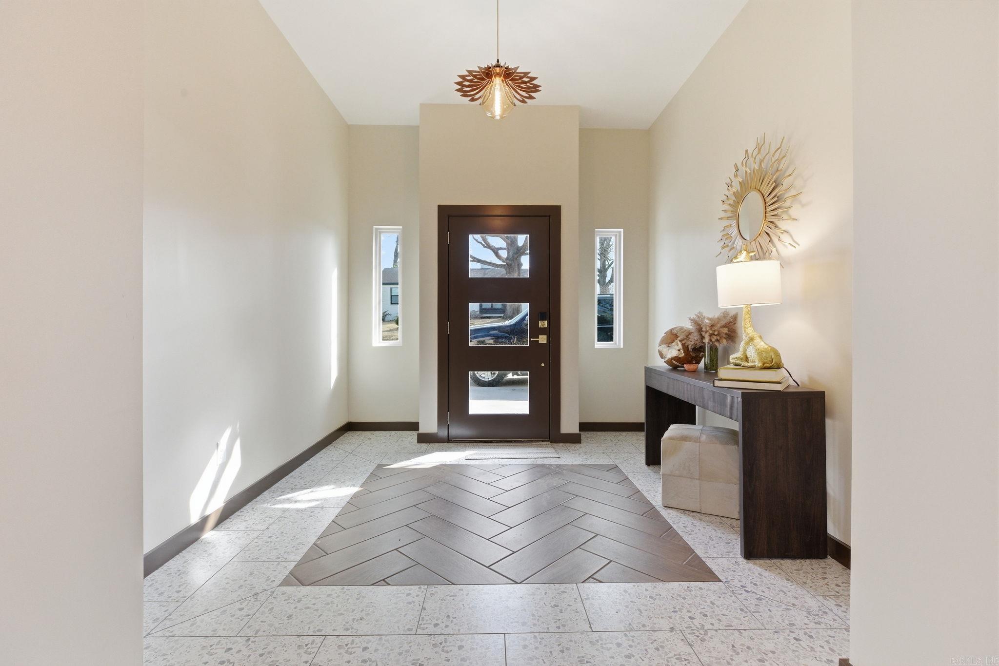 128 Dickson  Little Rock, AR