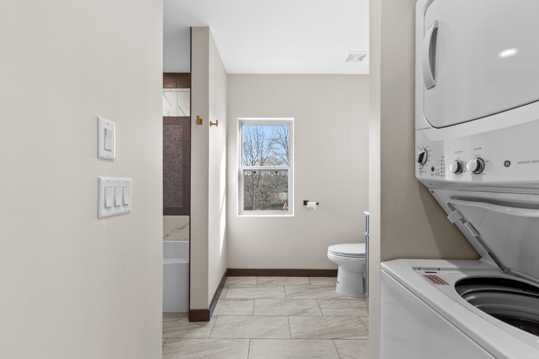 128 Dickson  Little Rock, AR