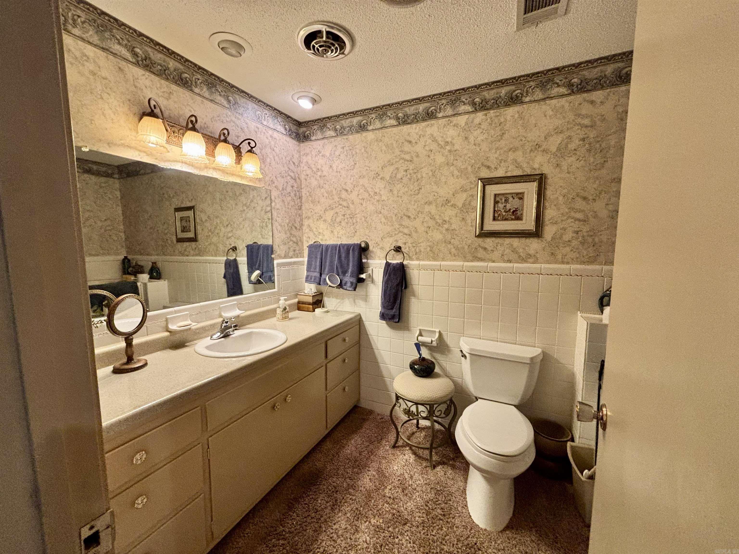 6 Apache  Searcy, AR