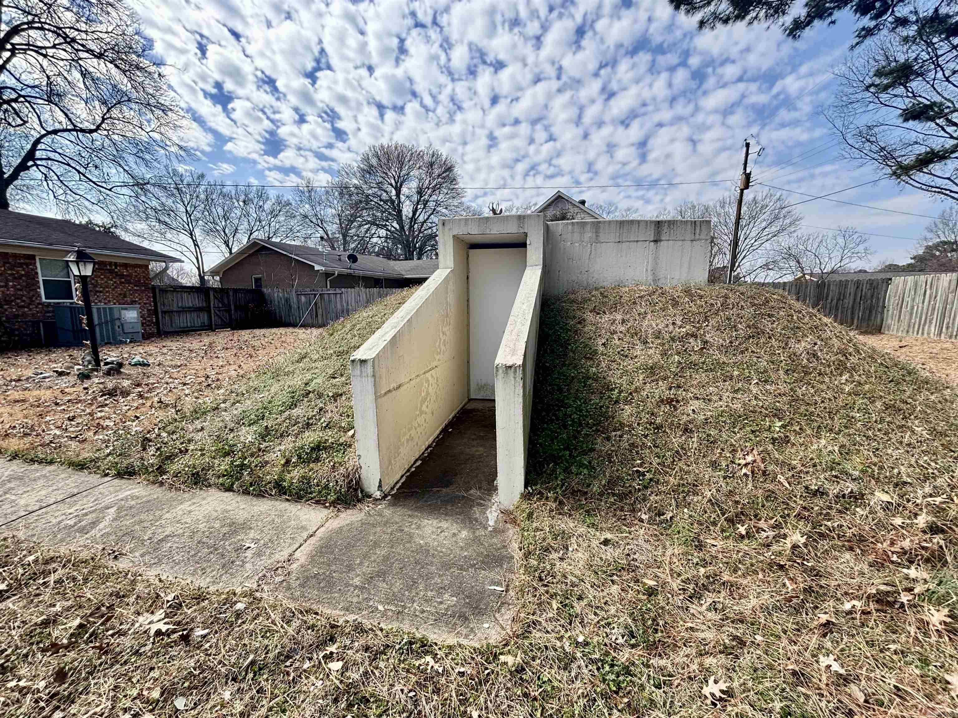 6 Apache  Searcy, AR