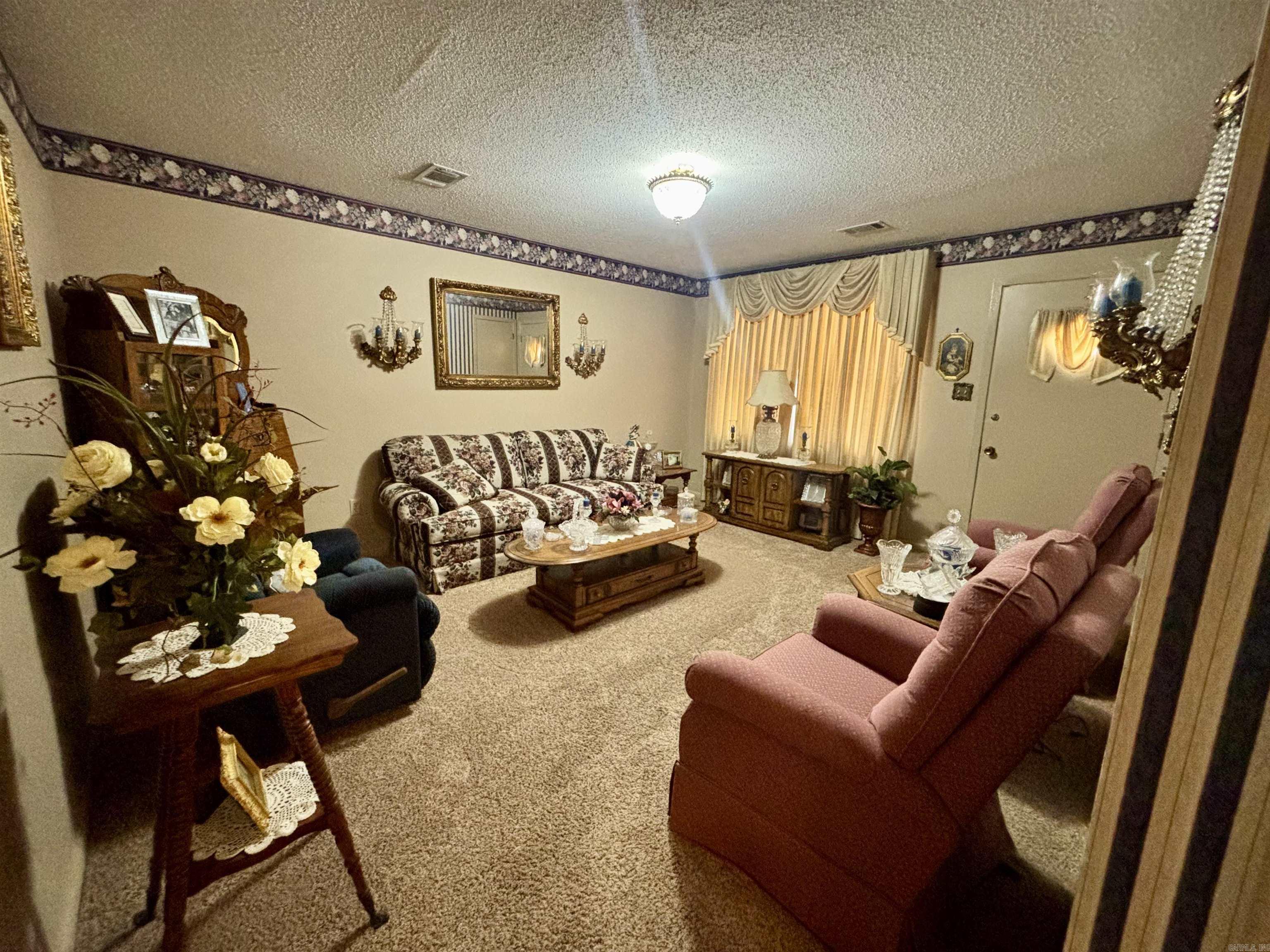 6 Apache  Searcy, AR